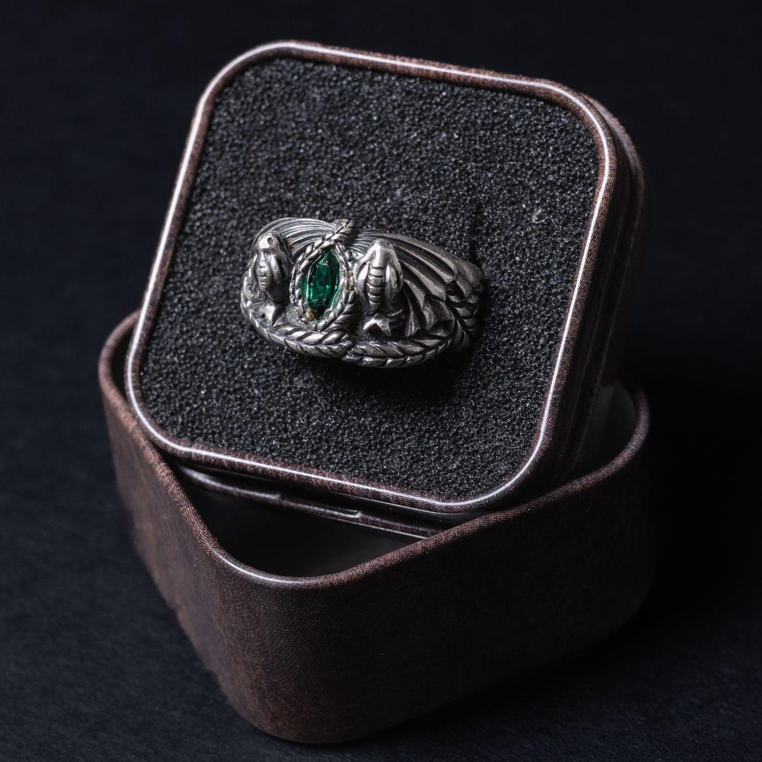herr-der-ringe-barahirs-ring-aragorn-925-silber-schumann-nlp-inc-1 - Utopia Collectibles