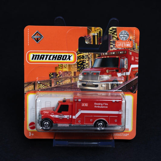 international-terrastar-boeing-fire-ambulance-matchbox-standmodell-164-1 - Utopia Collectibles