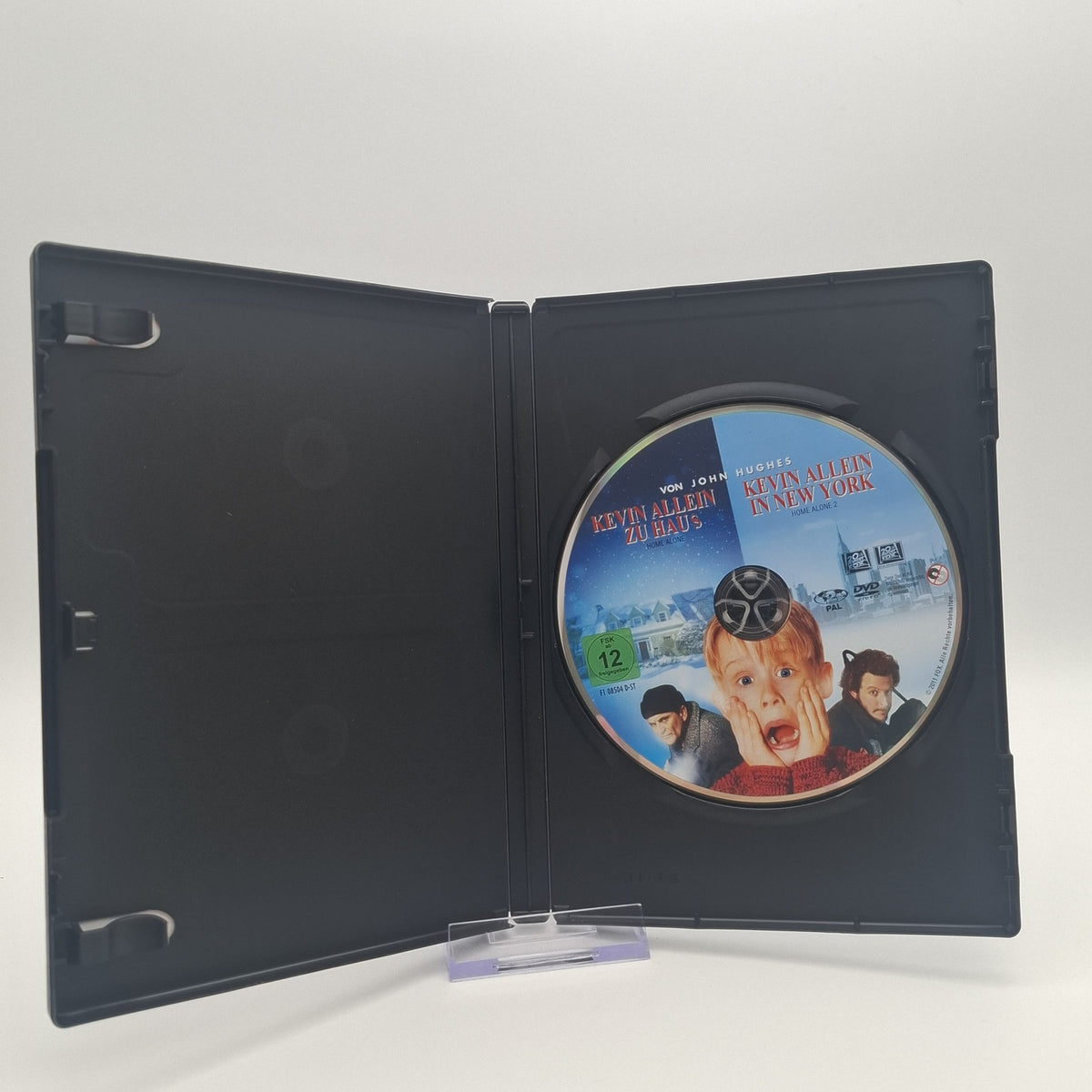 Kevin Allein zu Haus / Kevin Allein in New York - DVD - Film - Zustand Sehr Gut
