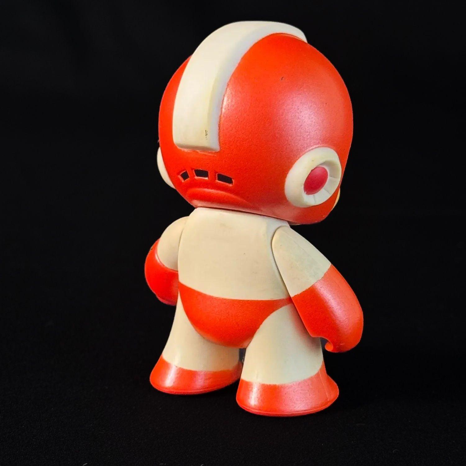 kidrobot-mega-man-capcom-series-mini-figur-rot-3-zoll-gebraucht-2 - Utopia Collectibles