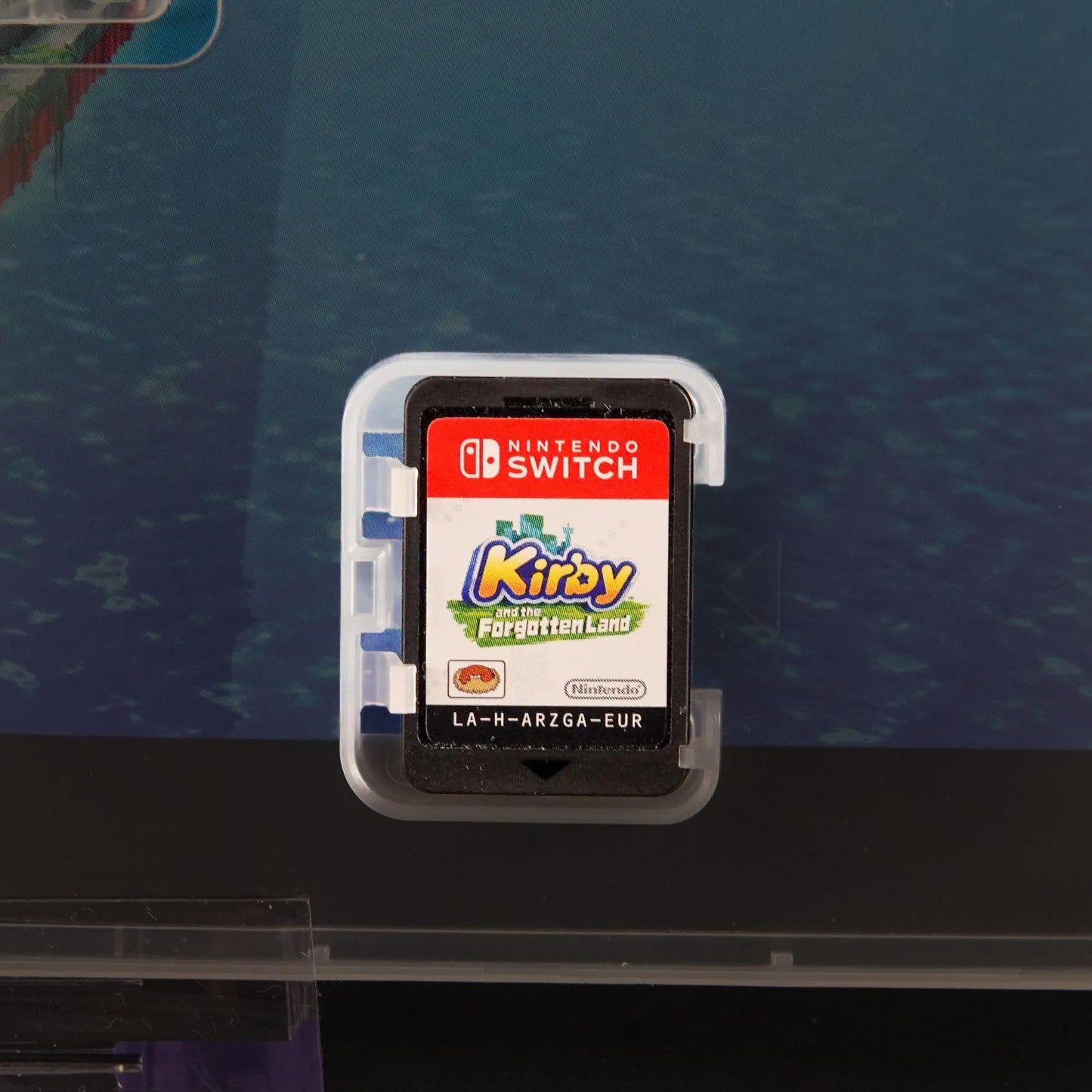 kirby-und-das-vergessene-land-nintendo-switch-spiel-in-ovp-top-zustand-4 - Utopia Collectibles