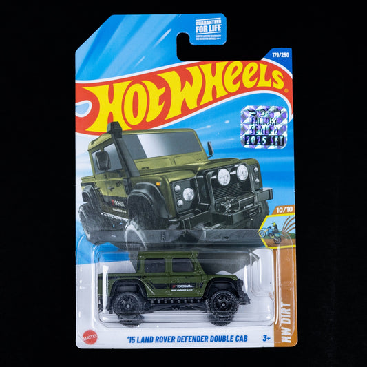 Land Rover '15 Defender Double Cab - Mattel - 1/64 - Pickup Truck - Grün - Neu