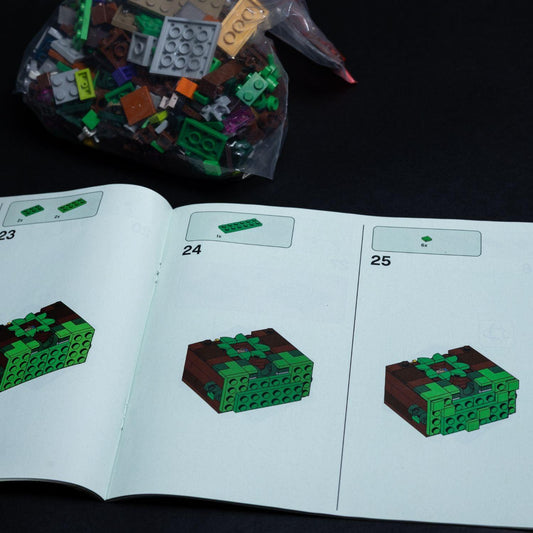 lego-minecraft-die-dschungel-ungeheuer-21176-vollstaendig-mit-anleitung-2 - Utopia Collectibles