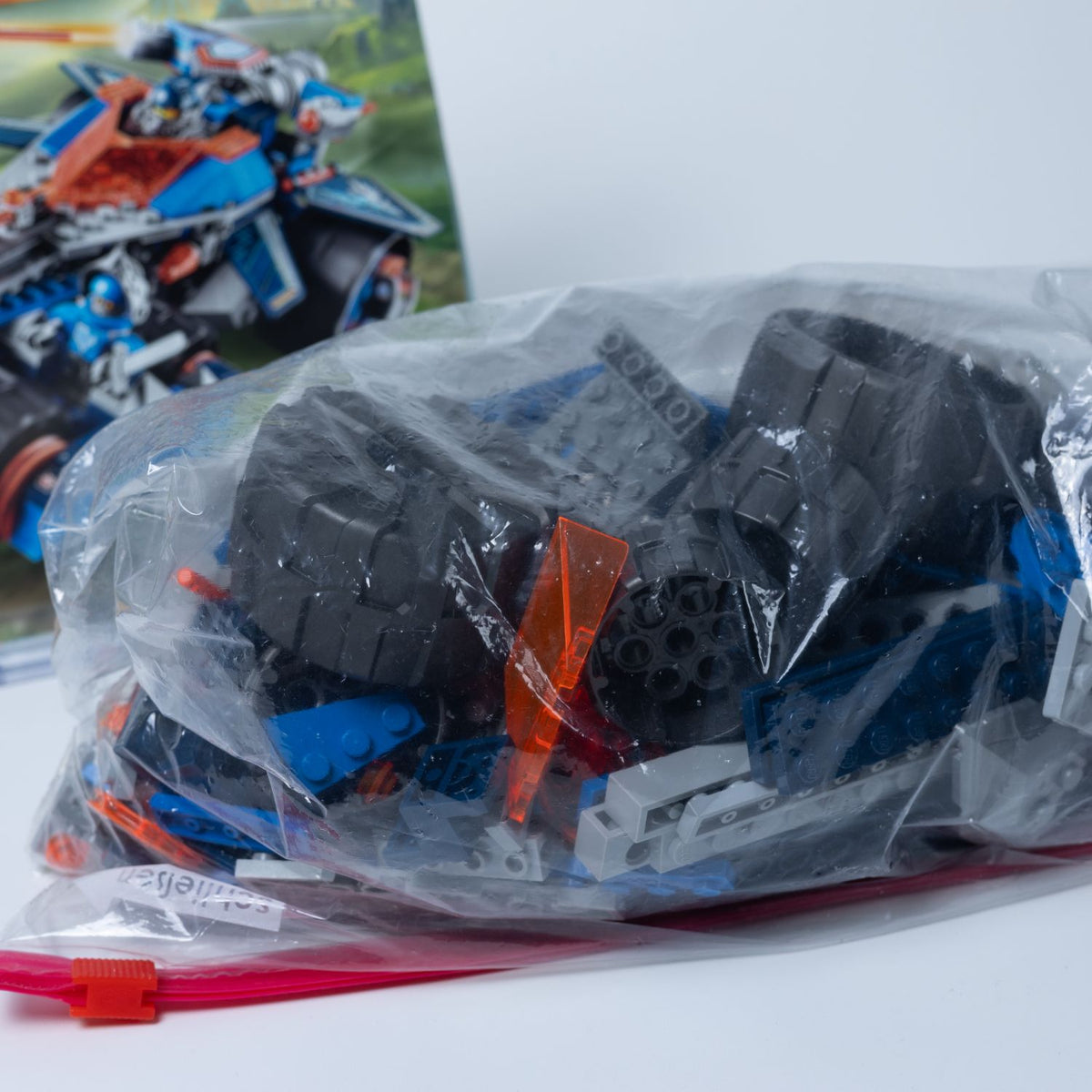 LEGO Nexo Knights - Clays Klingen-Cruiser - 70315 - Vollständig mit Anleitung