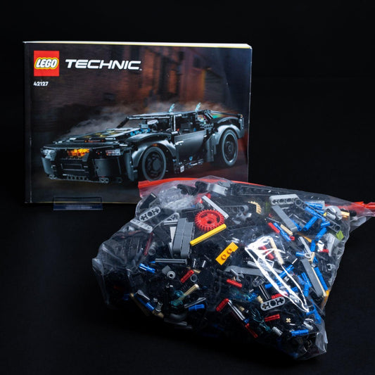 LEGO Technic - BATMANS BATMOBIL - Modell 42127 - Vollständig - mit Anleitung