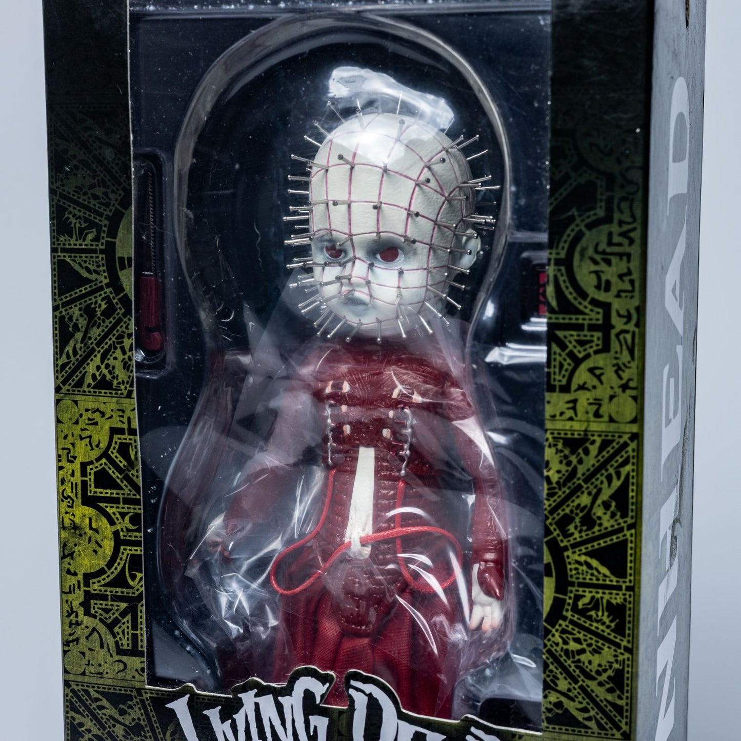 Living Dead Dolls: Pinhead - Hellraiser 3 Figur Crimson Red (Selten) - Neu & OVP