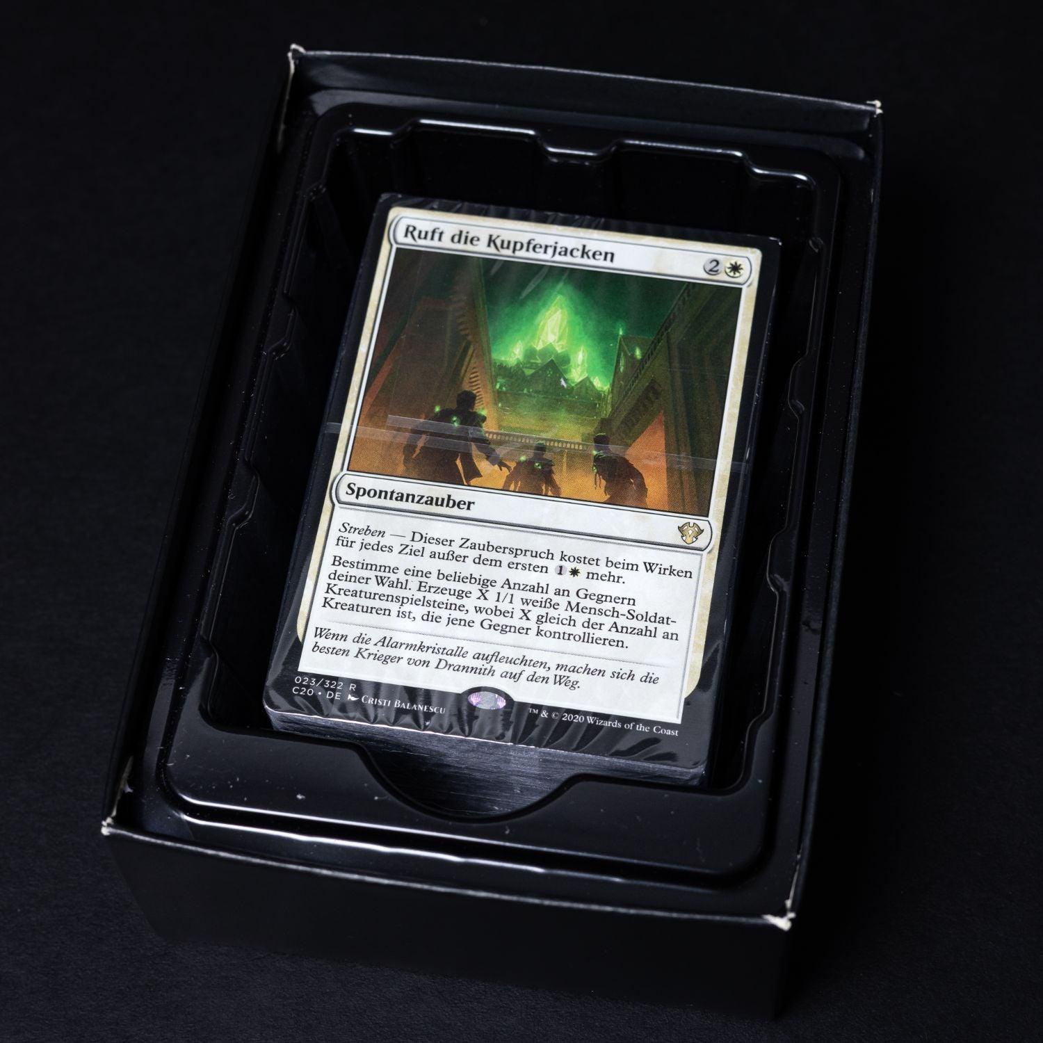 magic-the-gathering-precon-commander-deck-unbarmherziges-regiment-de-neu-3 - Utopia Collectibles