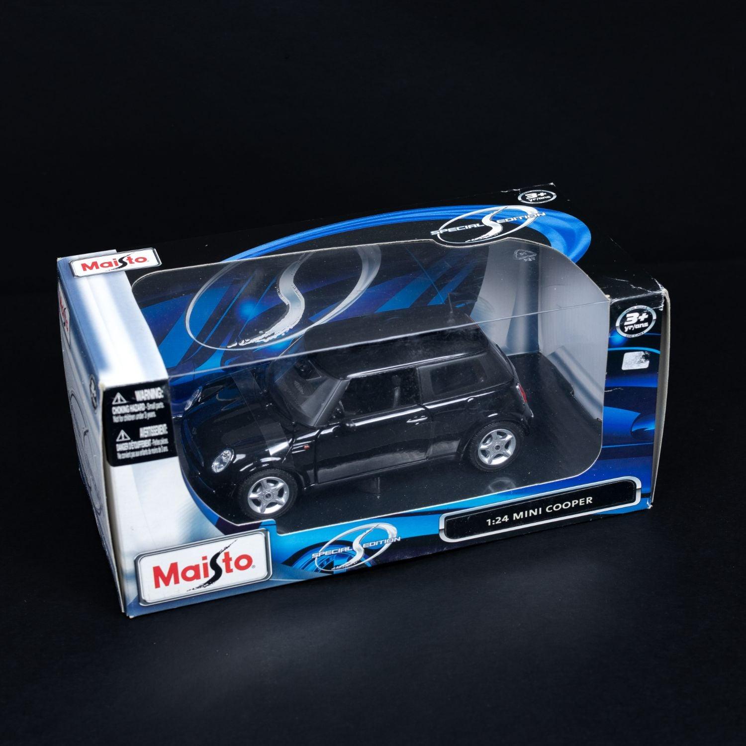 maisto-bmw-mini-cooper-2008-massstab-124-special-s-edition-ovp-2 - Utopia Collectibles