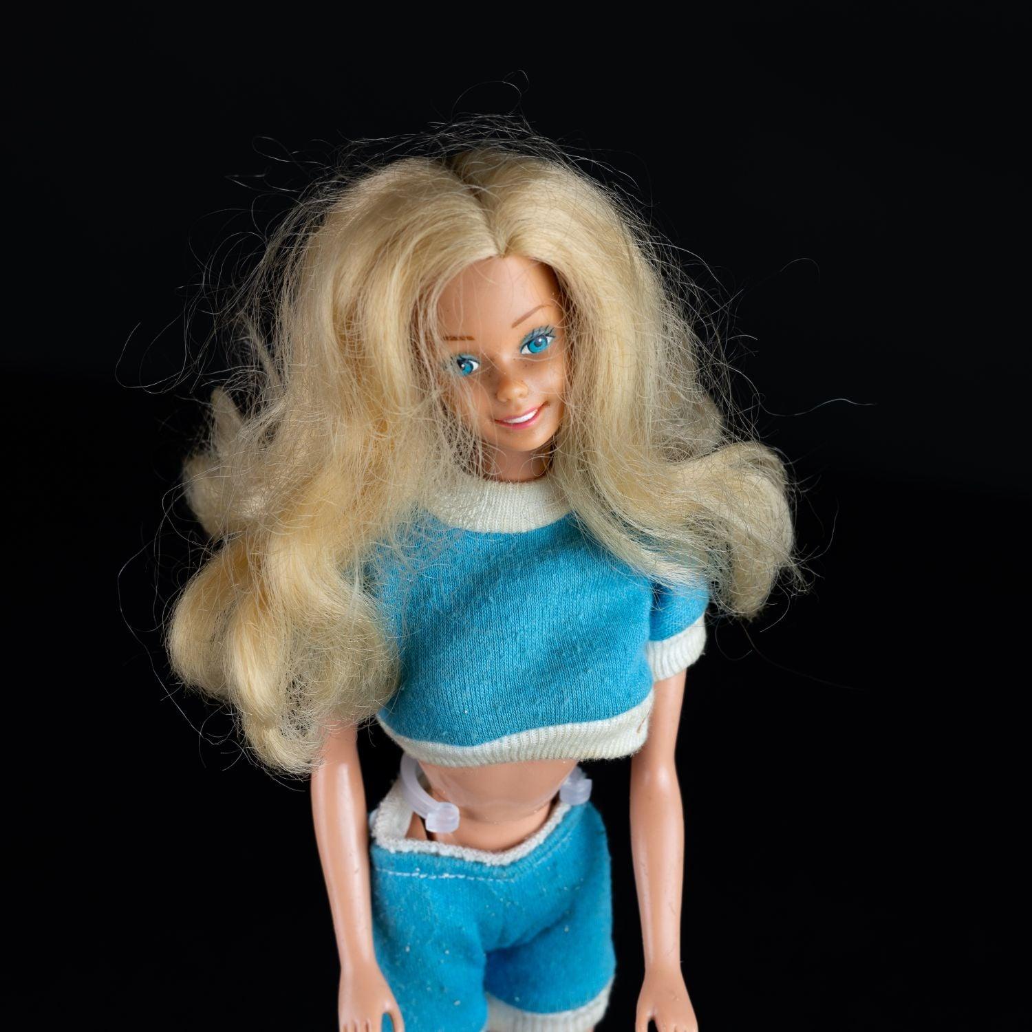 malibu-barbie-1997-1981-superstar-face-mit-clone-fashion-spaete-70er-2 - Utopia Collectibles