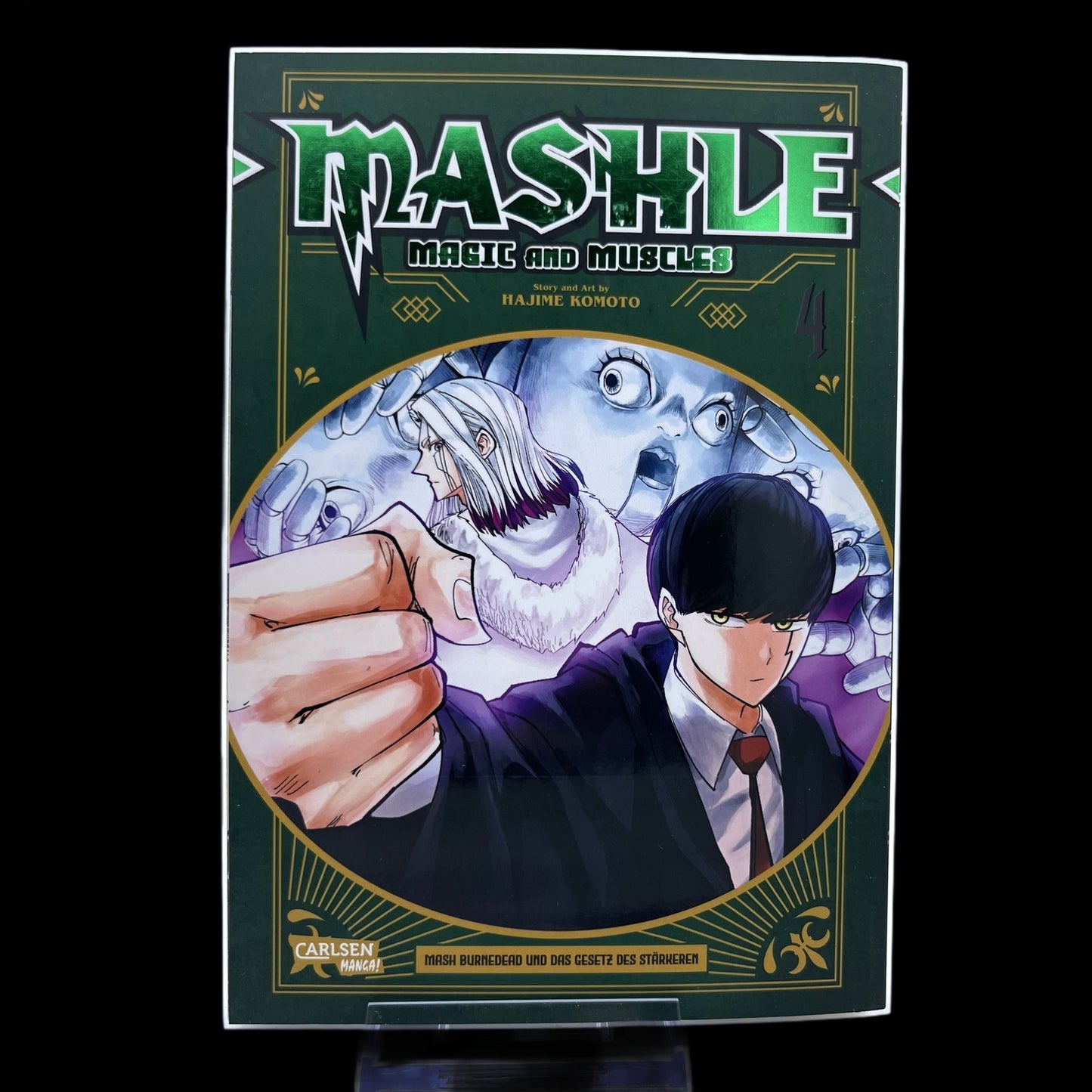 Mashle: Magic and Muscles - Band 4 - Carlsen Manga - Deutsch - Gebraucht