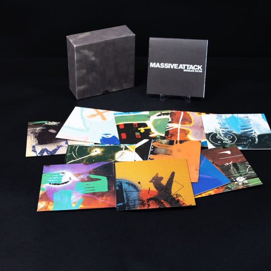 Massive Attack: Singles 90/98 - 11 CD Box - Limited Edition Compilation - NM/VG+