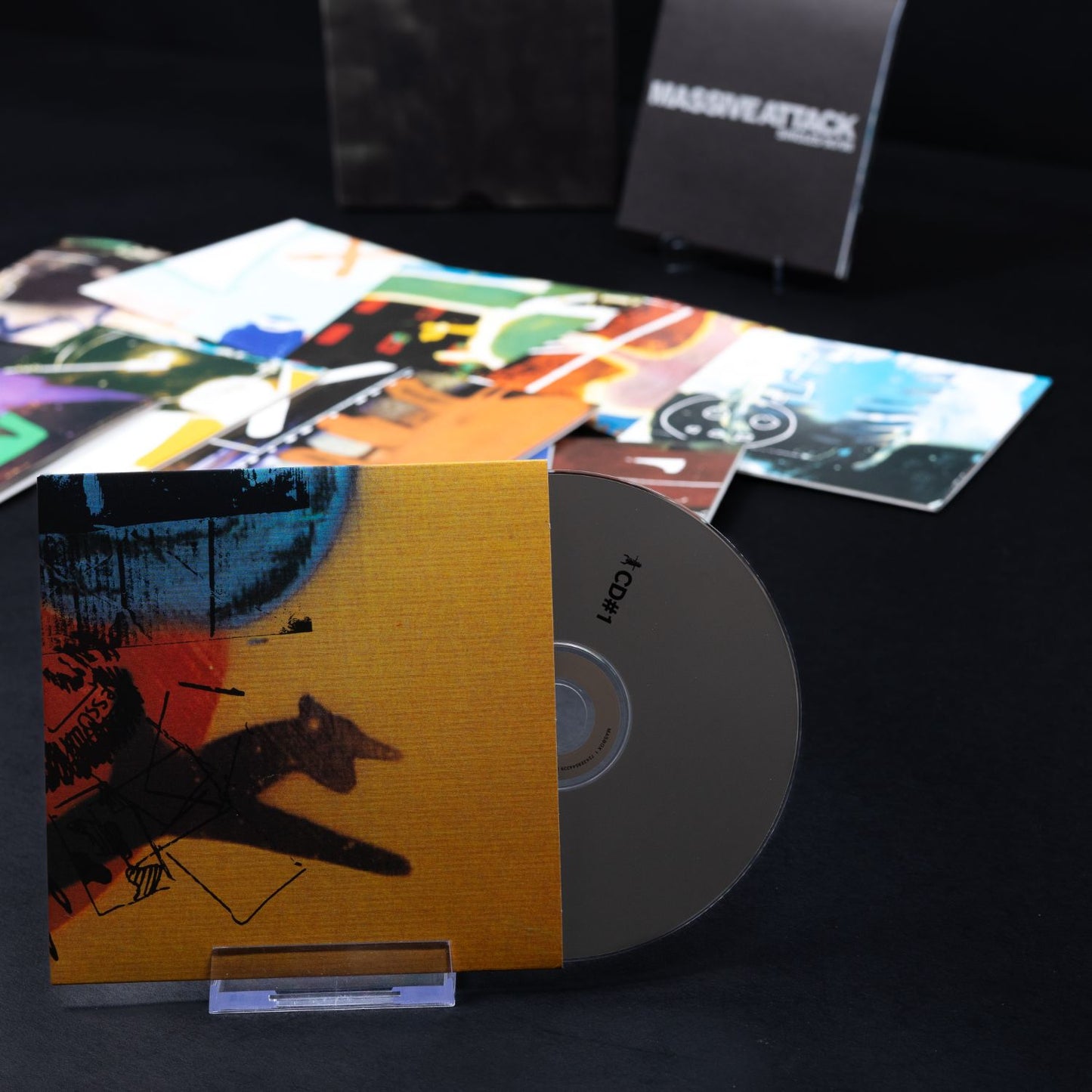 Massive Attack: Singles 90/98 - 11 CD Box - Limited Edition Compilation - NM/VG+