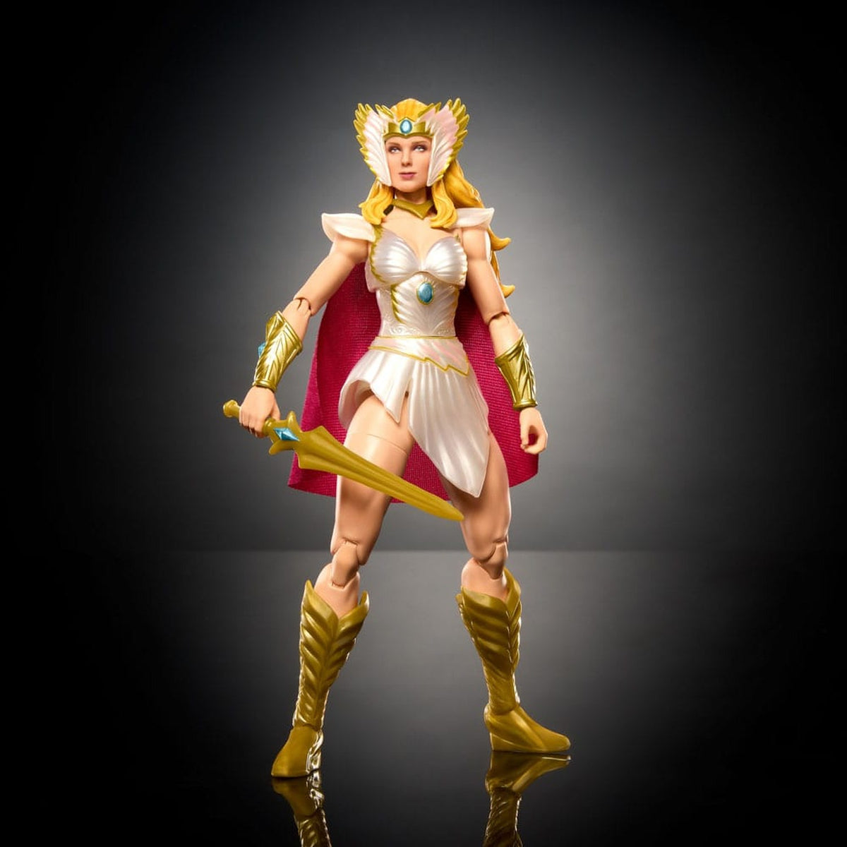 Masters of the Universe New Eternia Actionfigur She-Ra 18 cm - Neu & OVP