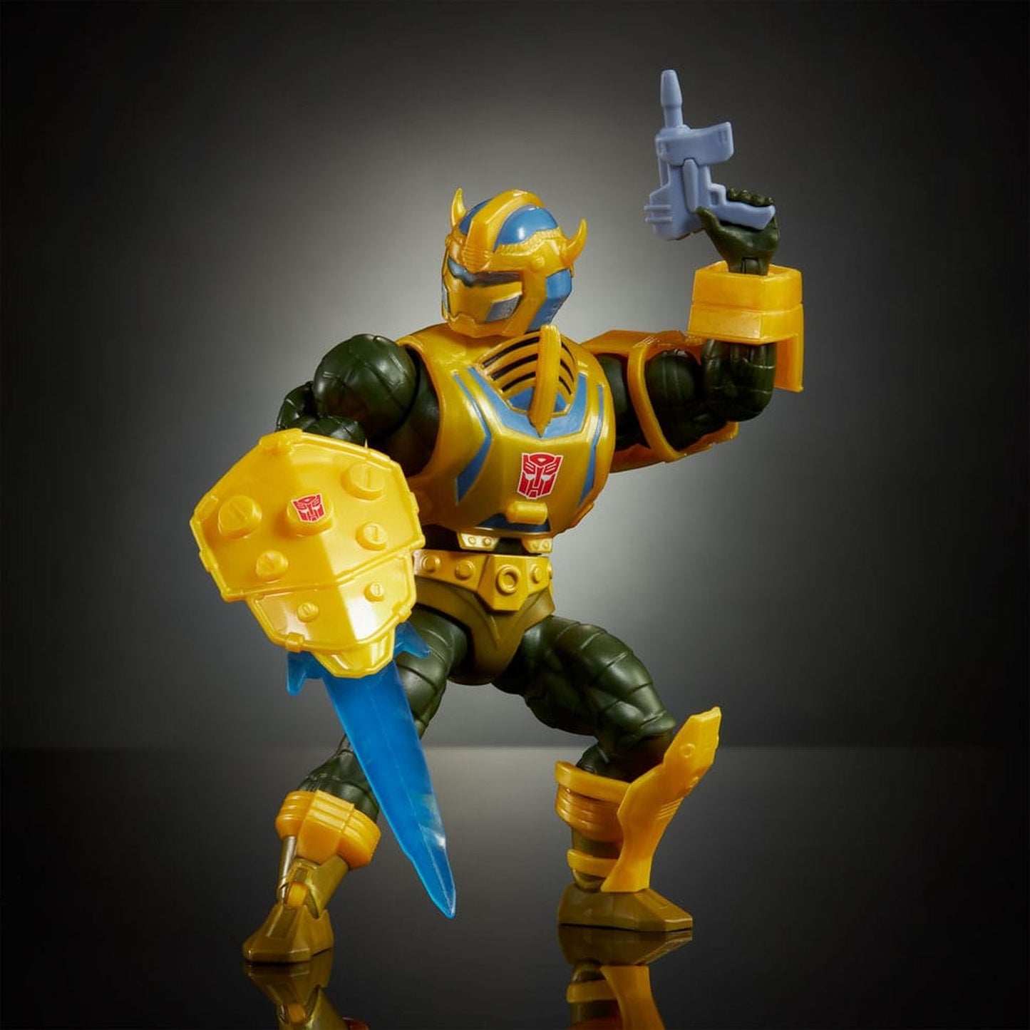 MOTU x Transformers Bumblebee Armor Man-At-Arms Exclusive - Neu & OVP
