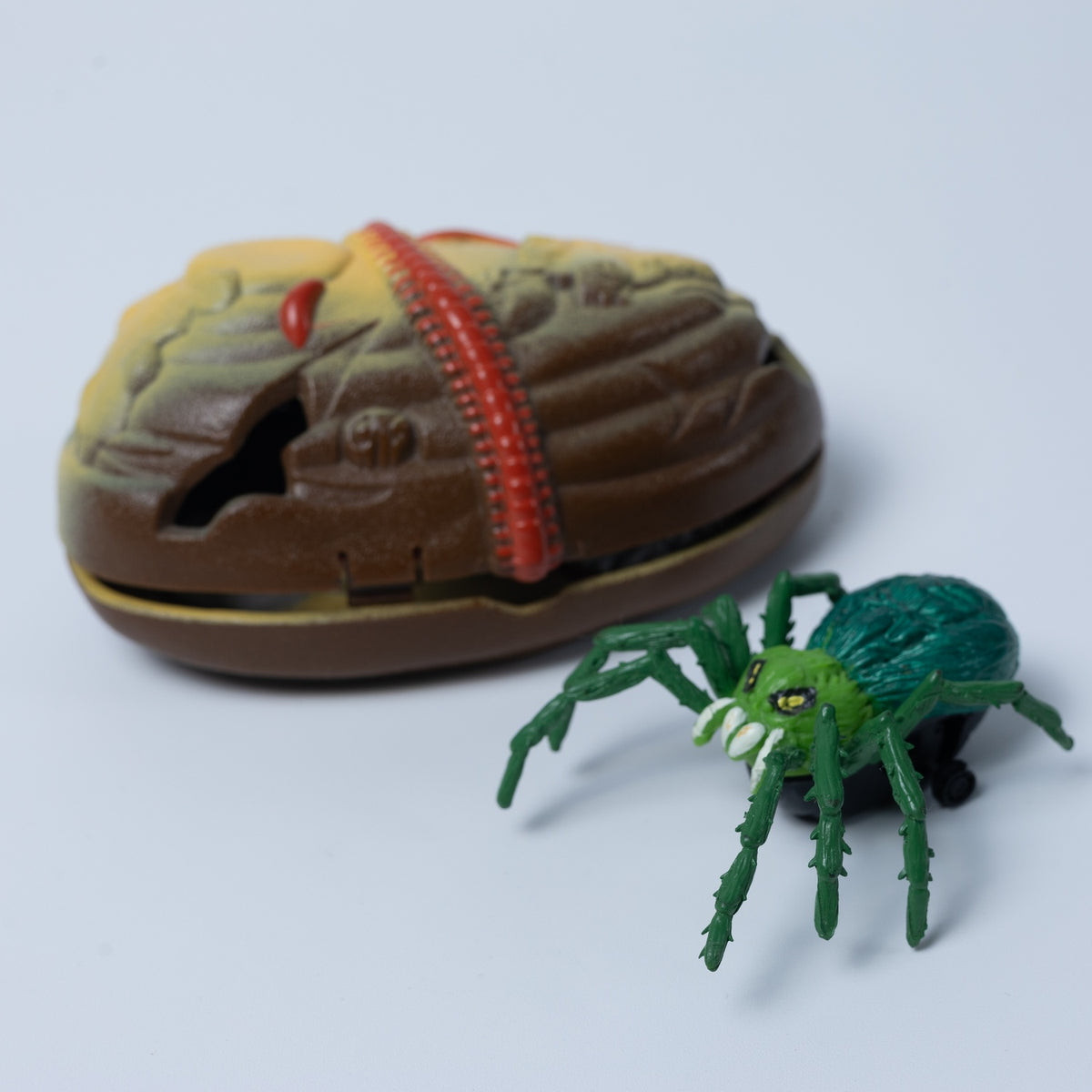 Mattel Horror Pets (1994) - Howla - Fossil mit Spinne - Top Zustand