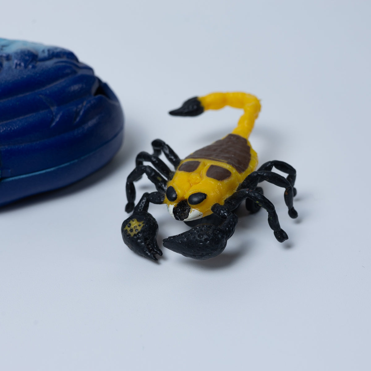 Mattel Horror Pets (1994) - Vennum - Fossil mit Skorpion - Top Zustand