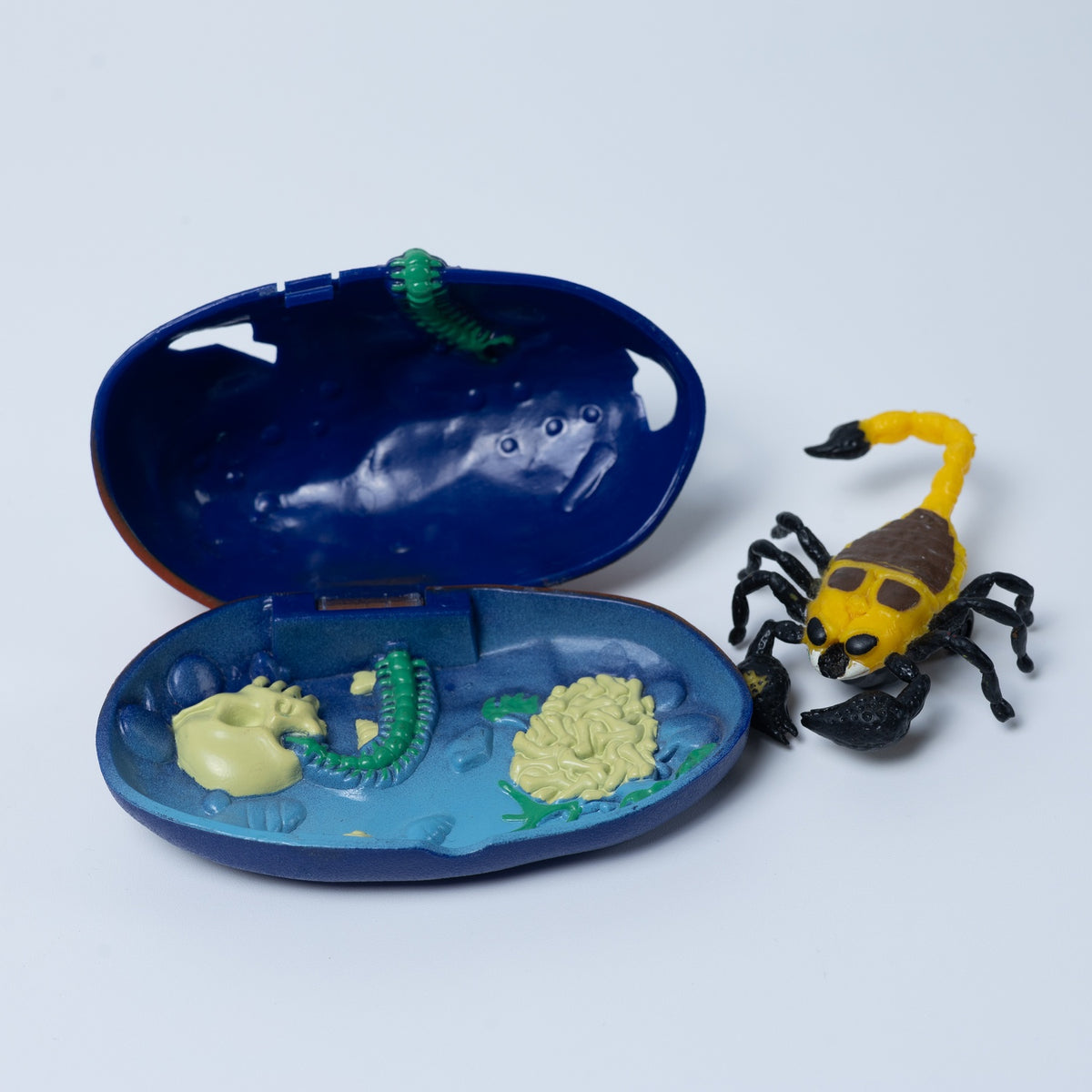 Mattel Horror Pets (1994) - Vennum - Fossil mit Skorpion - Top Zustand