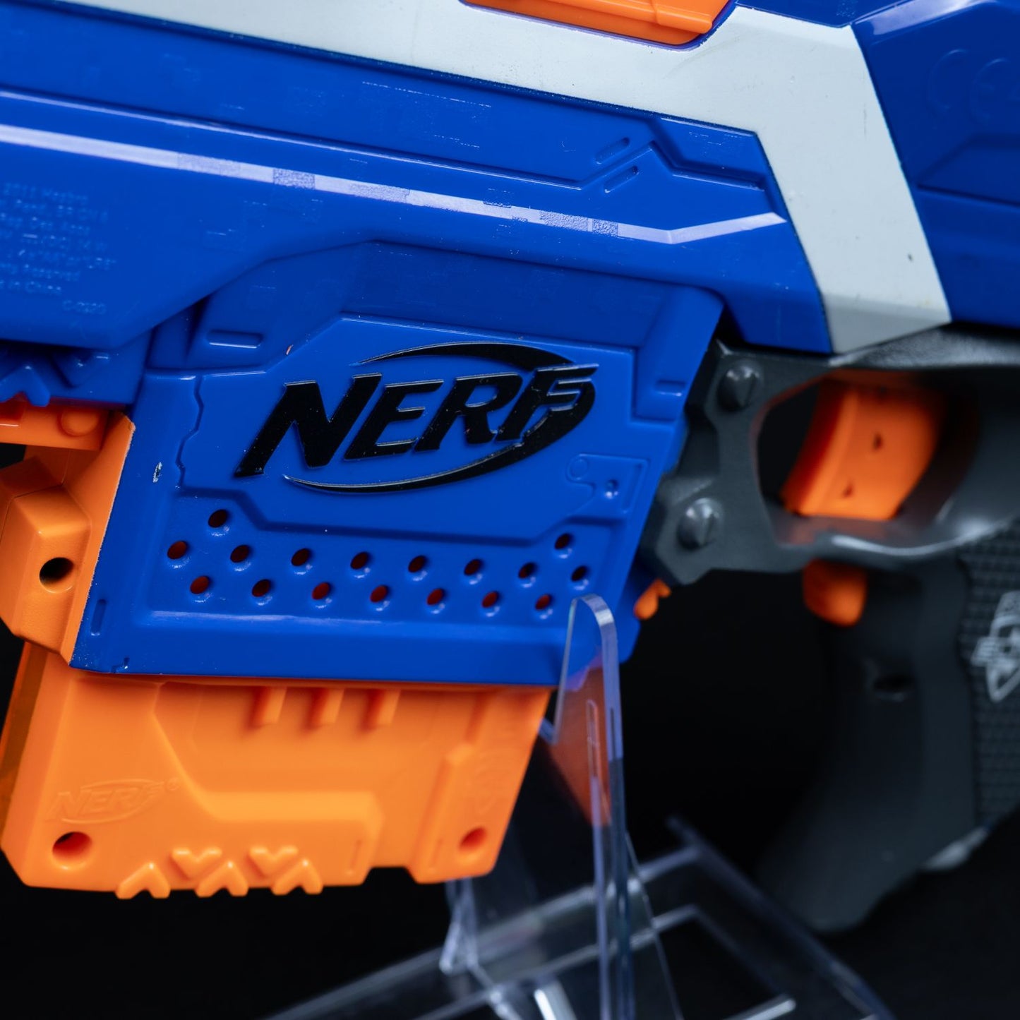 Nerf Gun - N-Strike Elite Stryfe blau mit 6er Magazin und 20 Darts - geprüft