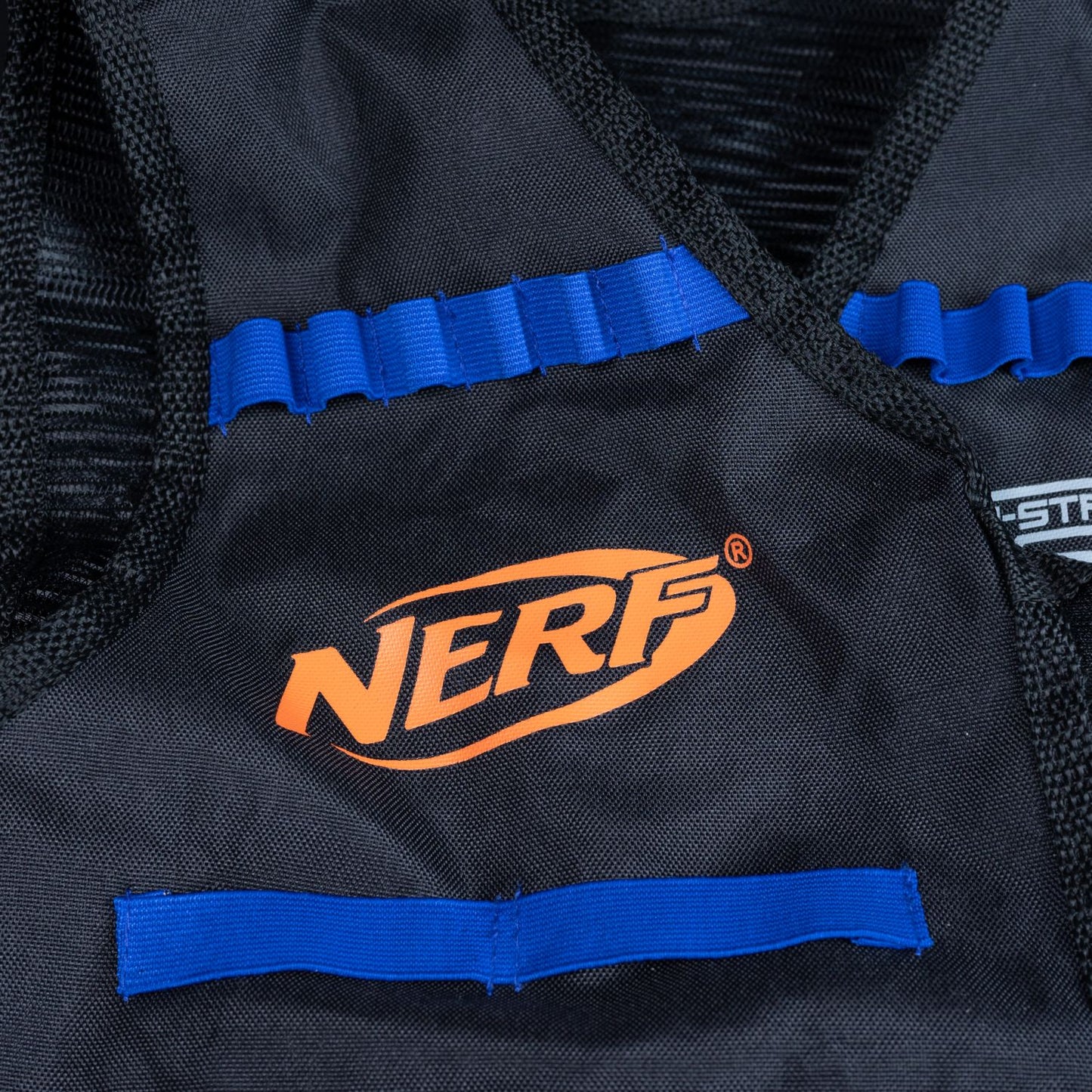 Nerf Taktische Weste mit verschiedenen Darts - Konvolut / Mix - ca. 300 Stück