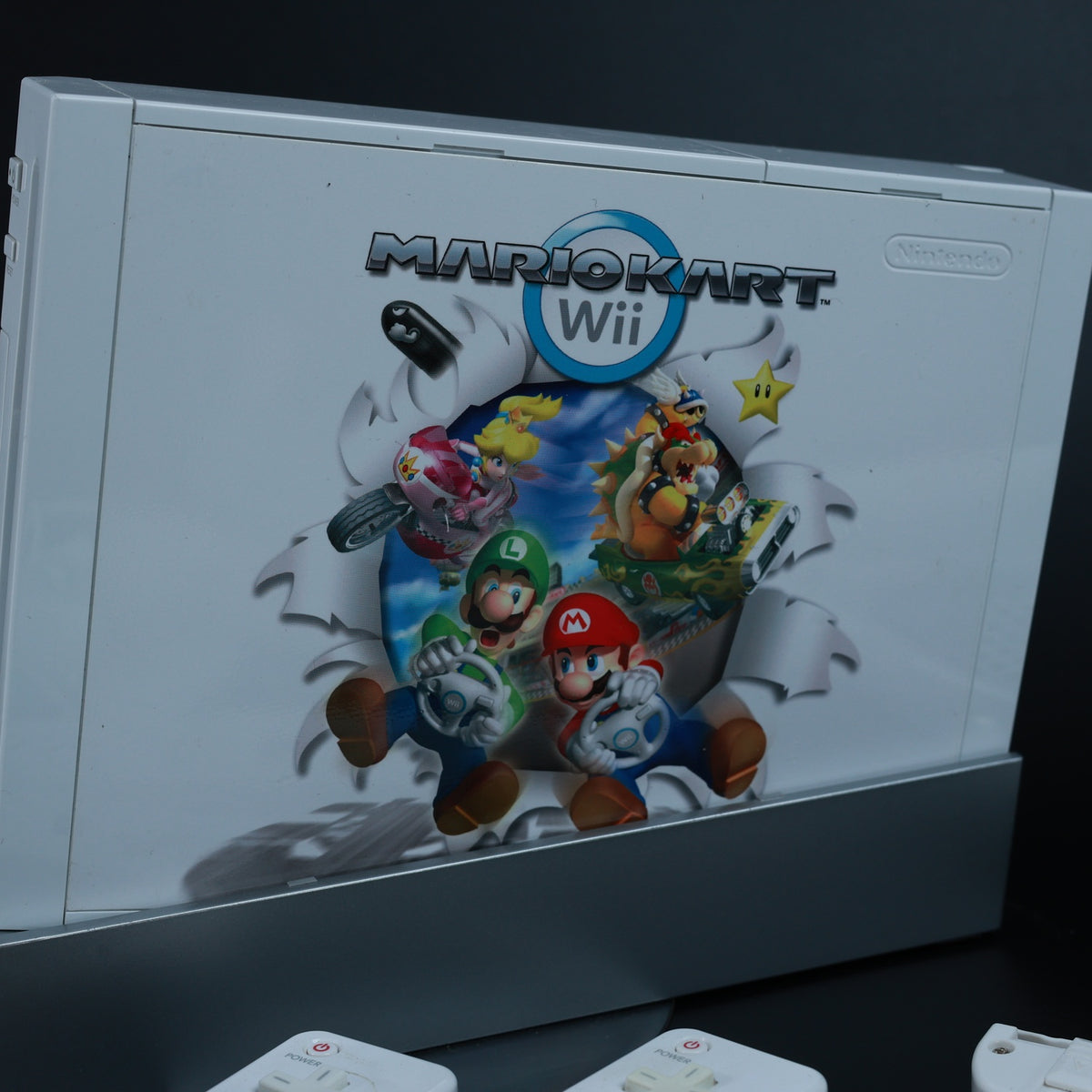 Nintendo Wii Konsole (Mario Kart Design) + Wii Sports Paket - Zustand Sehr Gut