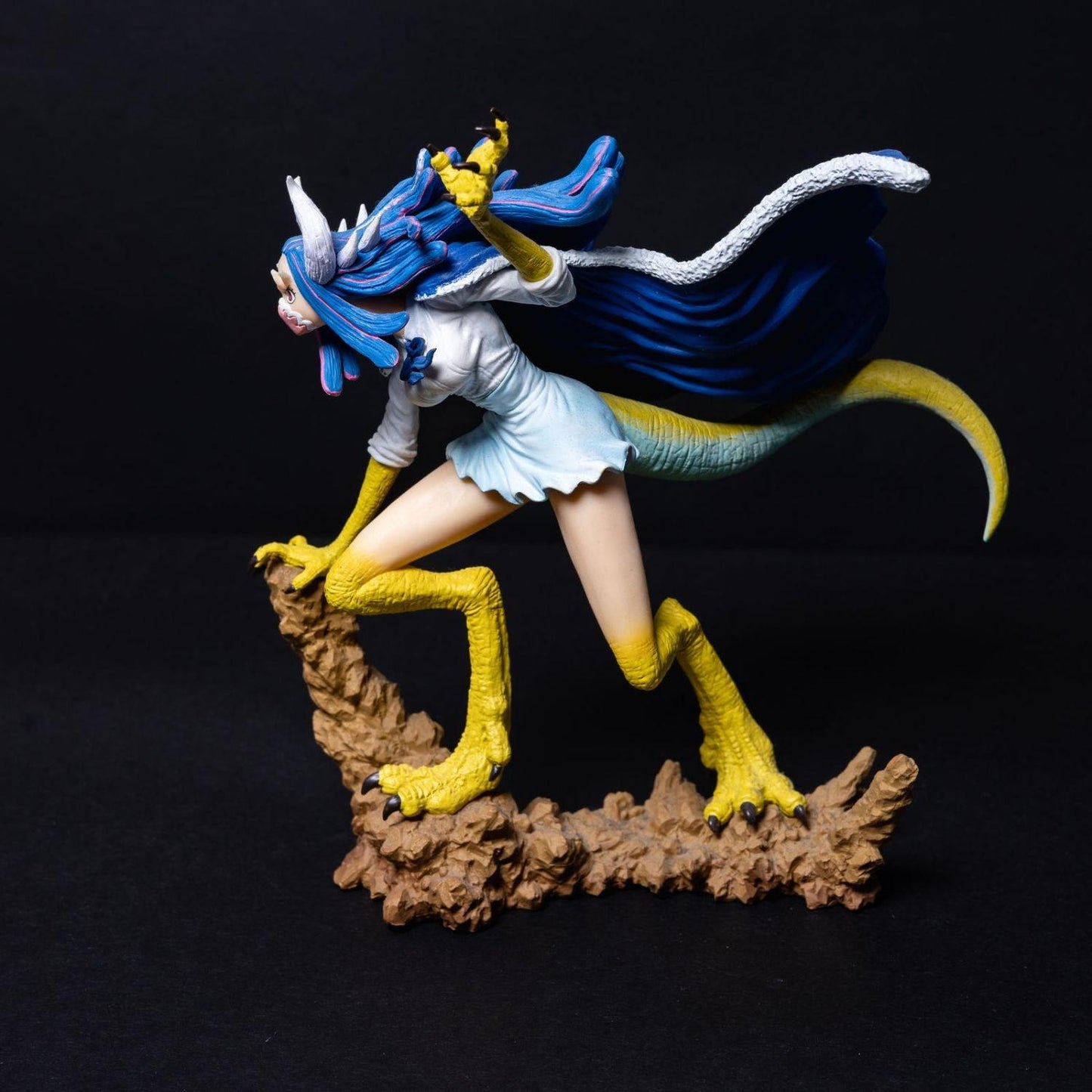 one-piece-girls-collection-ulti-statue-20-cm-vinyl-figur-neuwertig-4 - Utopia Collectibles