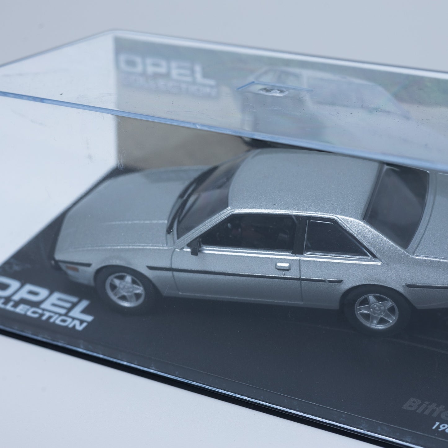 Opel Collection - Bitter SC (1981-1989) - 1:43 Standmodell - Mini-Vitrine