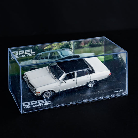 Opel Collection - Diplomat V8 (1964-1967) - 1:43 Stand-Modell - Mini-Vitrine