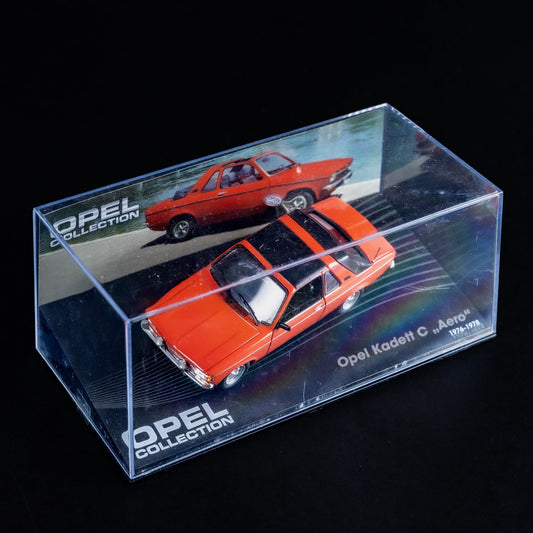Opel Collection - Kadett C Aero (1976-1978) - 1:43 Standmodell - Mini-Vitrine