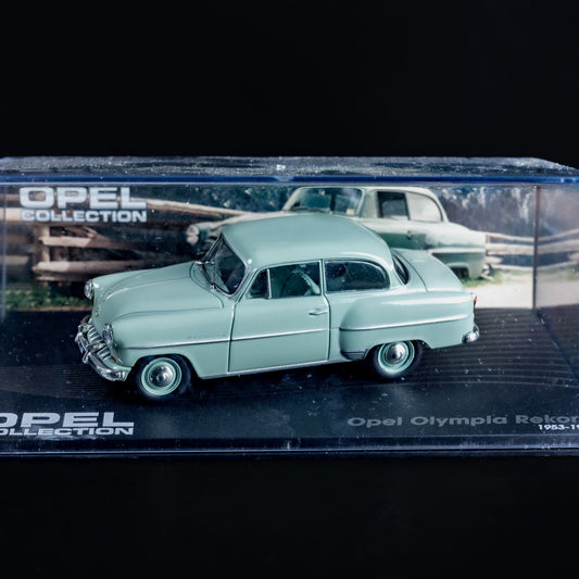 Opel Collection - Olympia Rekord (1953-1955) - 1:43 Stand-Modell - Mini-Vitrine
