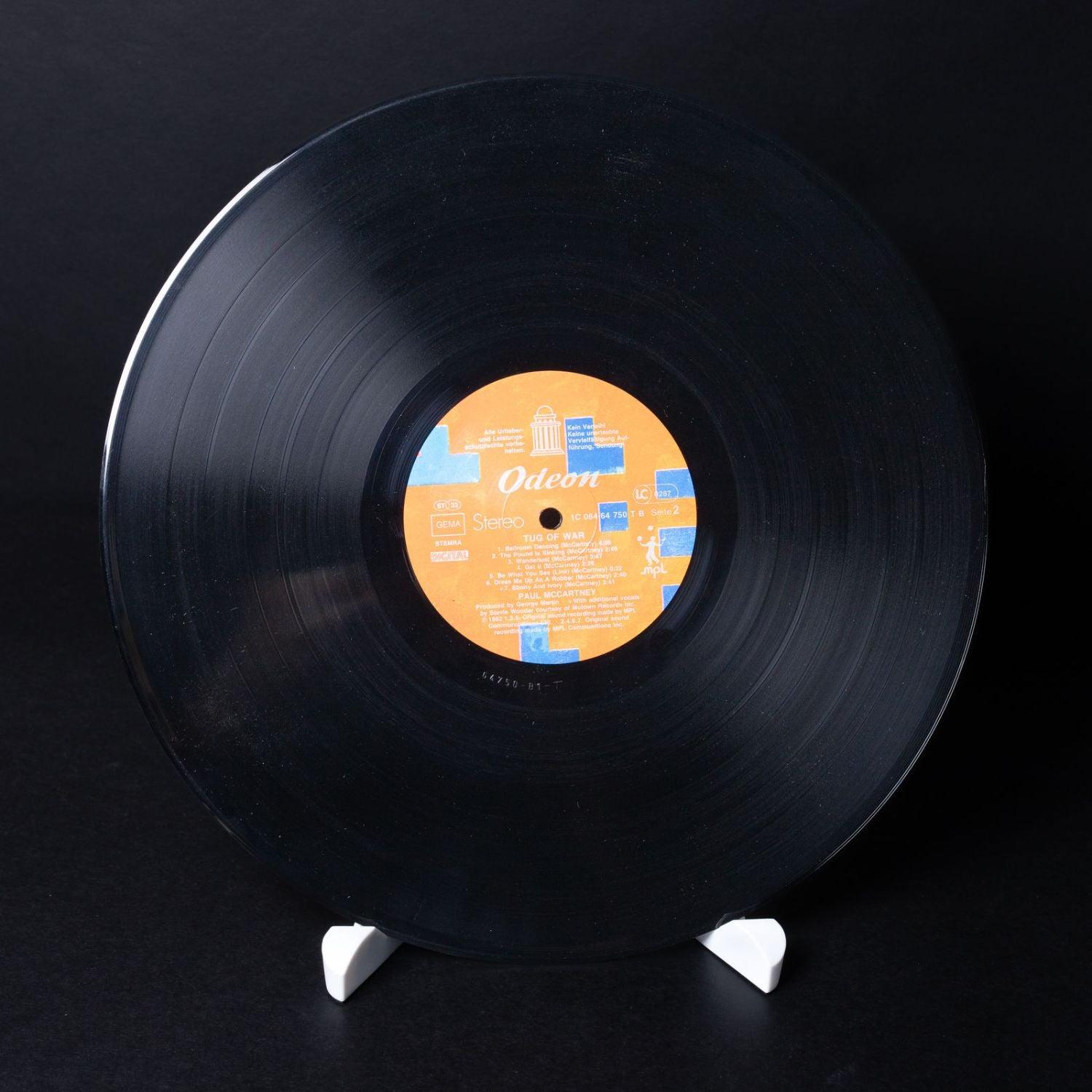 paul-mccartney-tug-of-war-vinyl-lp-schallplatte-euro-erstpressung-nmnm-3 - Utopia Collectibles
