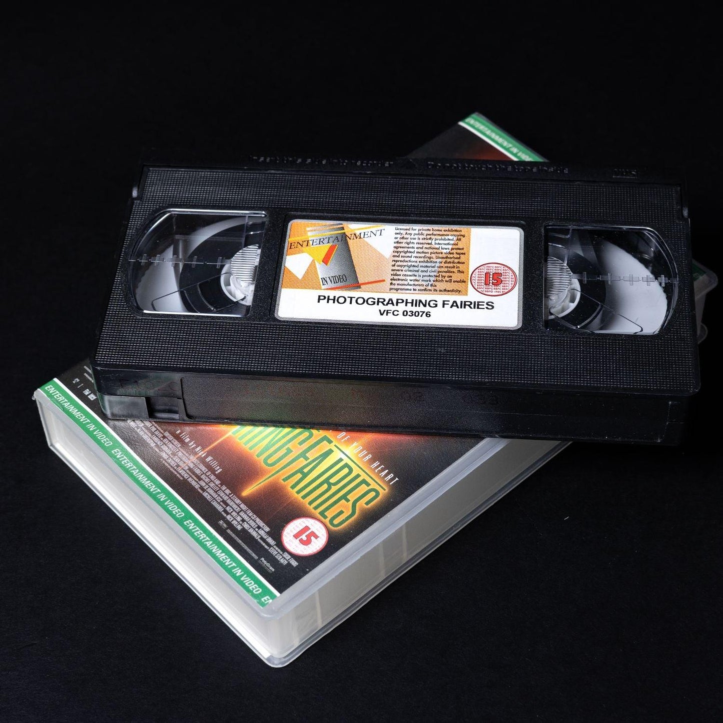 photographing-fairies-vhs-uk-import-englisch-ben-kingsley-dark-fantasy-4 - Utopia Collectibles