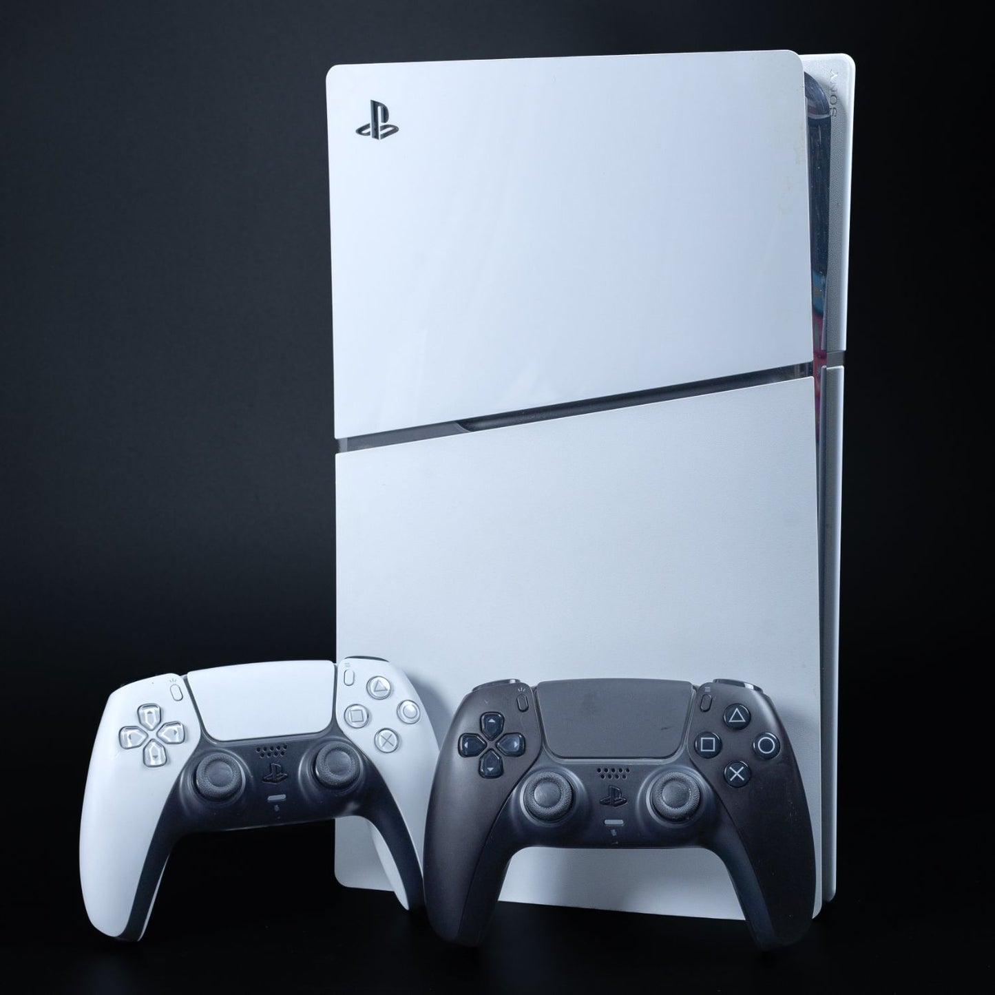Playstation 5 - PS5 Slim - 1 TB - inkl. 2x Controller - Mit Laufwerk - Getestet