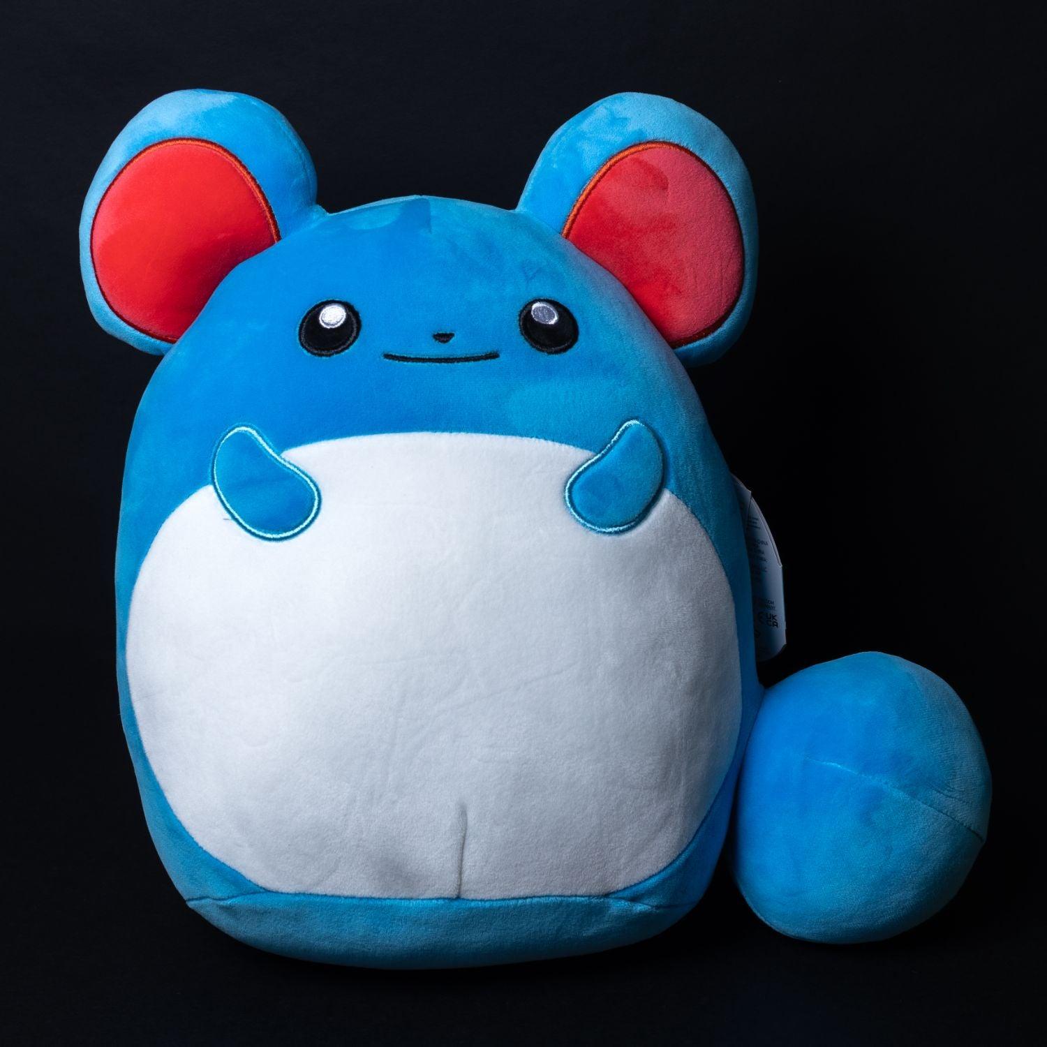 pokmon-squishmallows-marill-plushie-pluesch-tier-25-cm-neu-1 - Utopia Collectibles
