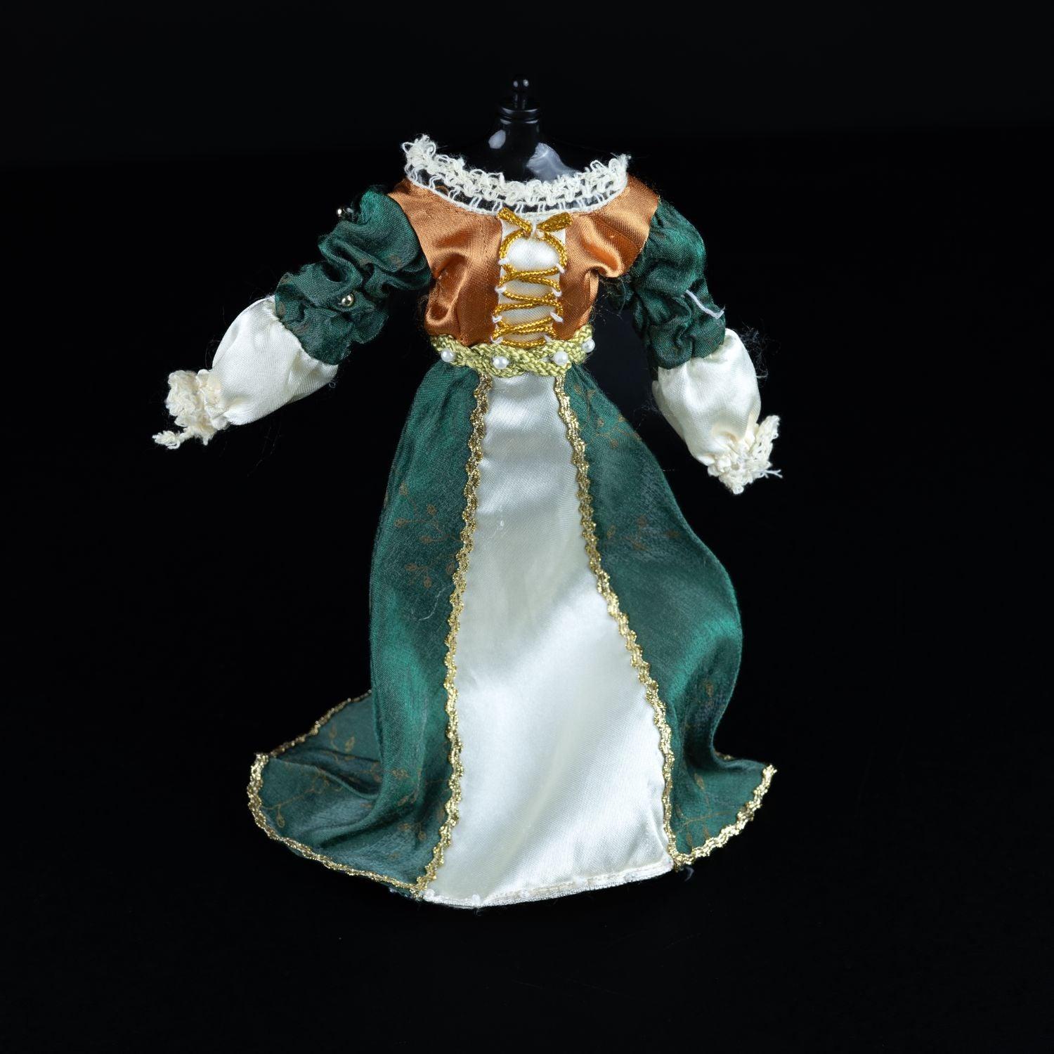puppen-kleid-kompatibel-mit-barbie-mittelalter-inspiriert-gebraucht-1 - Utopia Collectibles