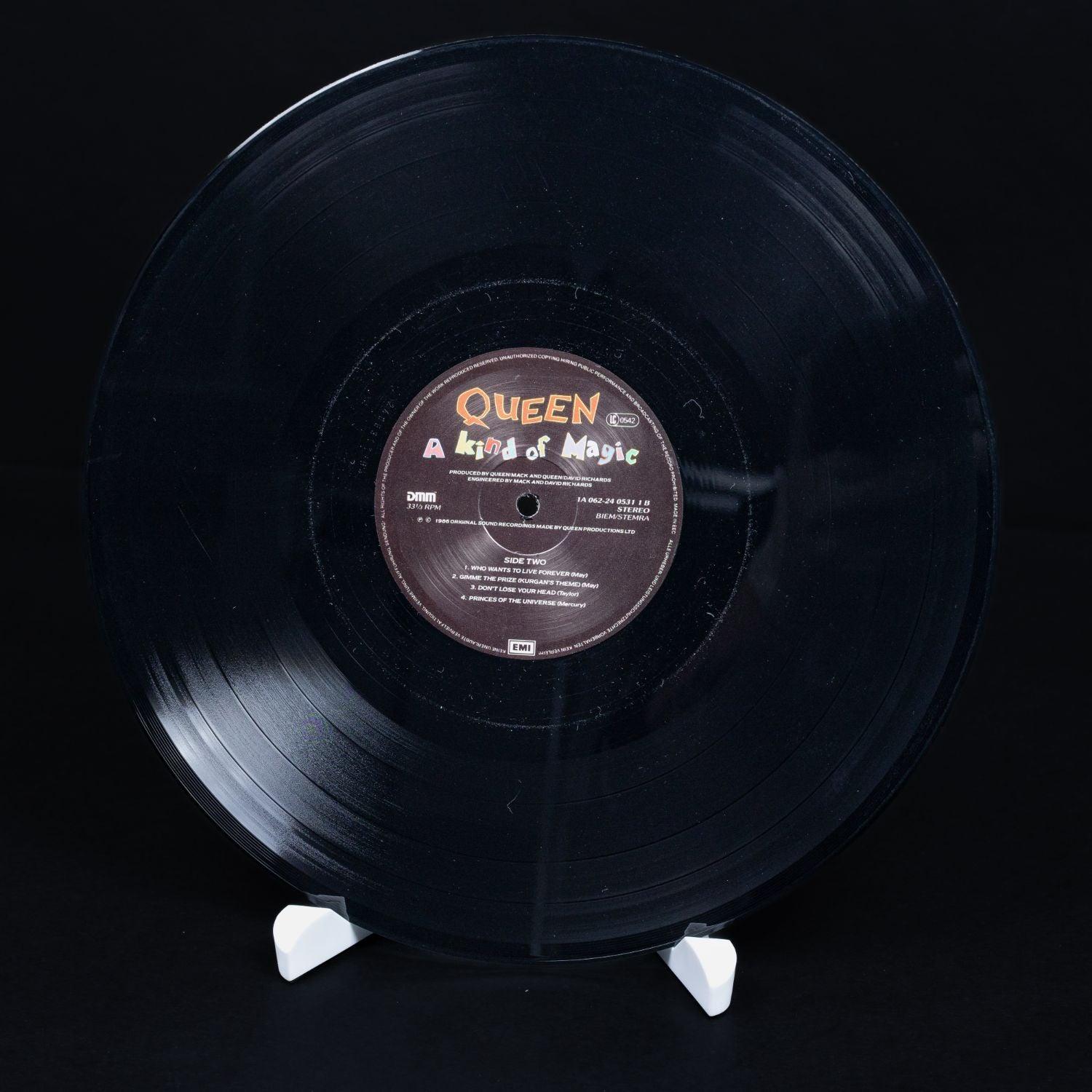 queen-a-kind-of-magic-dmm-vinyl-lp-12-schallplatte-nm-nm-6 - Utopia Collectibles