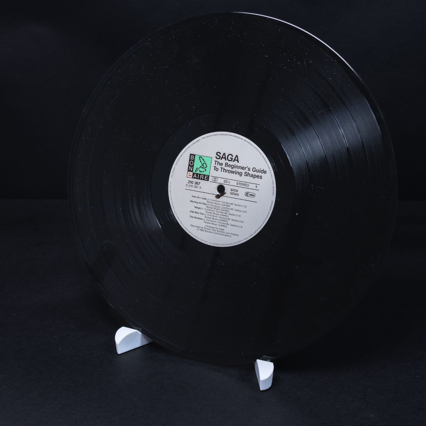 Saga – The Beginner's Guide To Throwing Shapes - Vinyl LP Schallplatte - NM / NM