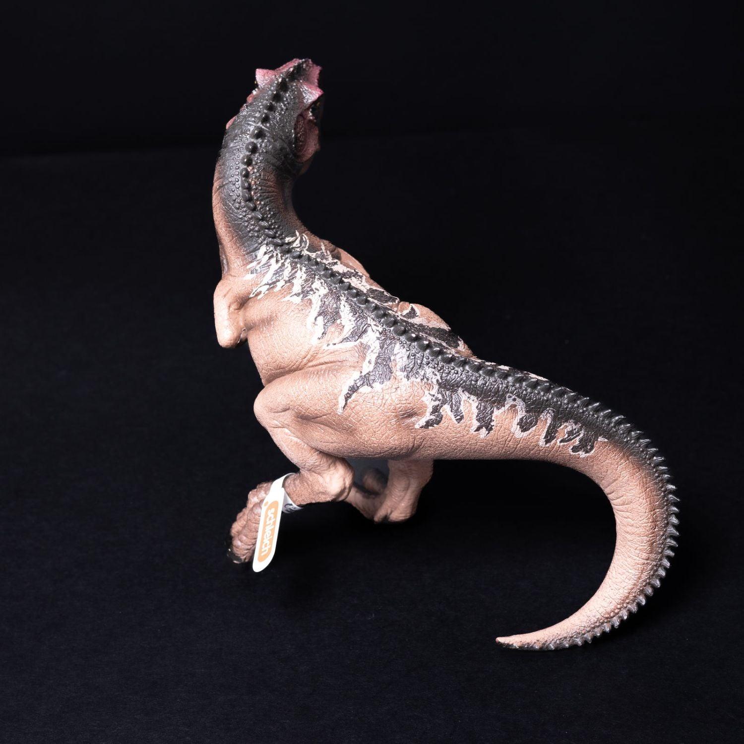 schleich-tier-dino-figur-gigantosaurus-modell-15010-mit-faehnchen-etikett-3 - Utopia Collectibles