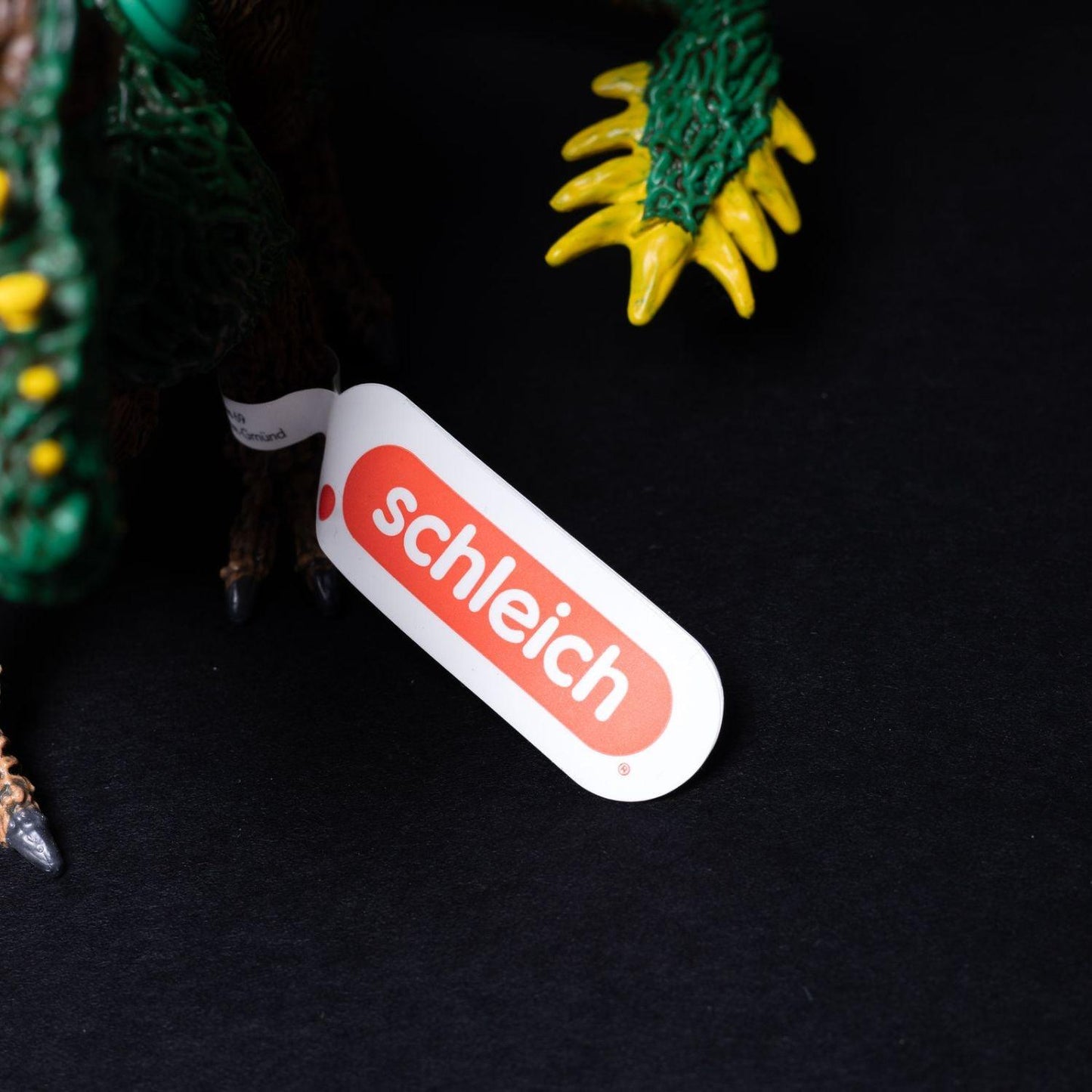 schleich-tier-figur-eldrado-dschungeldrache-70791-mit-faehnchen-etikett-5 - Utopia Collectibles