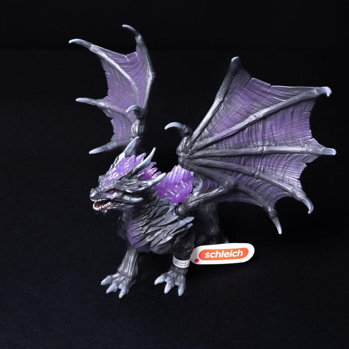schleich-tier-figur-eldrado-schattendrache-70152-mit-faehnchen-etikett-2 - Utopia Collectibles