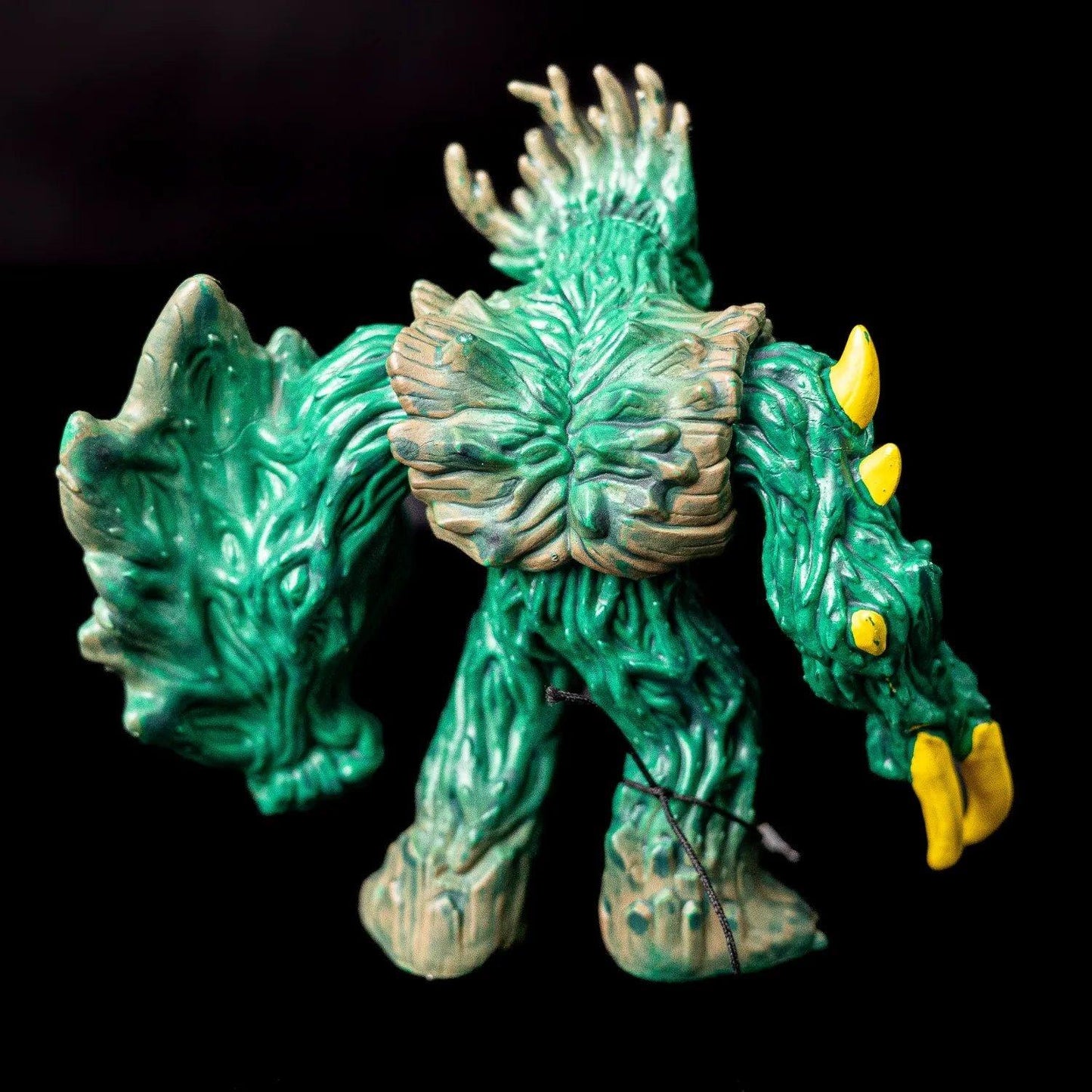 schleich-tier-figur-eldrador-dschungelherrscher-modell-70151-mit-faehnchen-2 - Utopia Collectibles