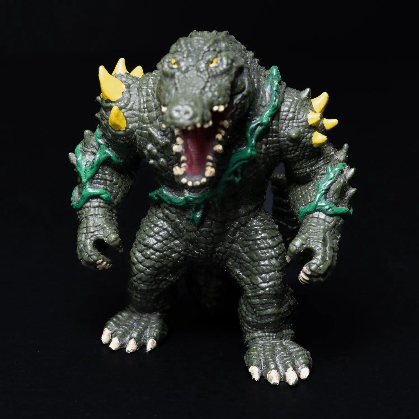 schleich-tier-figur-eldrador-kampfkrokodil-modell-42497-ohne-waffe-1 - Utopia Collectibles
