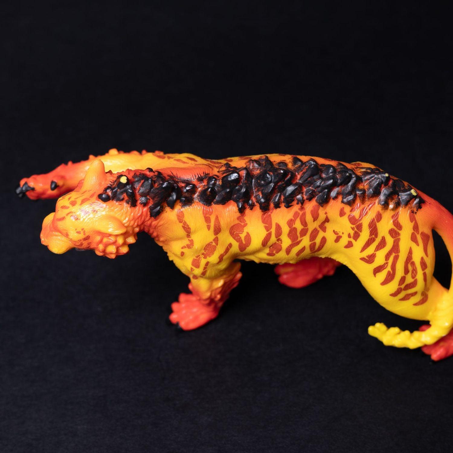 schleich-tier-figur-eldrador-lavatiger-modell-70148-zustand-gut-5 - Utopia Collectibles
