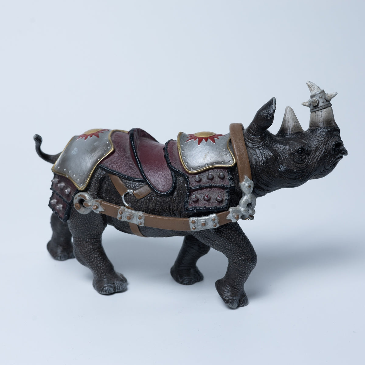 Schleich Tier Figur: Kampfnashorn mit Wagen (2011) - 70083 - Zustand Gut