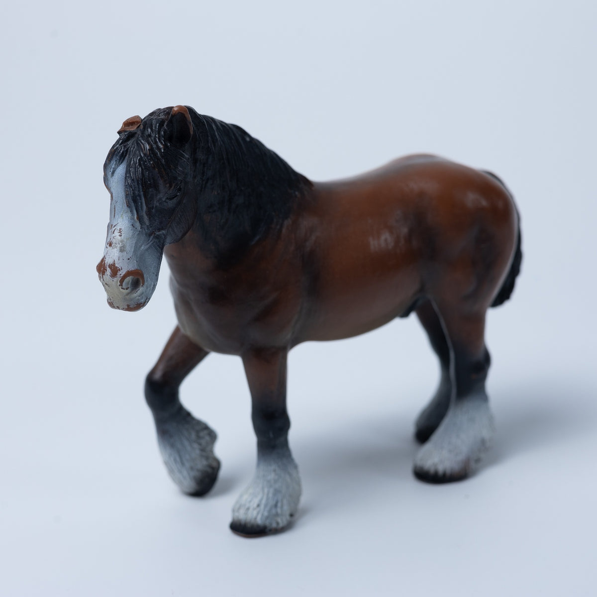 Schleich Tier Figur: Pferd / Shire Wallach (2000) - 13247 - Zustand Bespielt