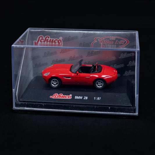 Schuco BMW Z8 Rot - Modellauto Maßstab 1:87 mit Mini-Showcase - Neuwertig