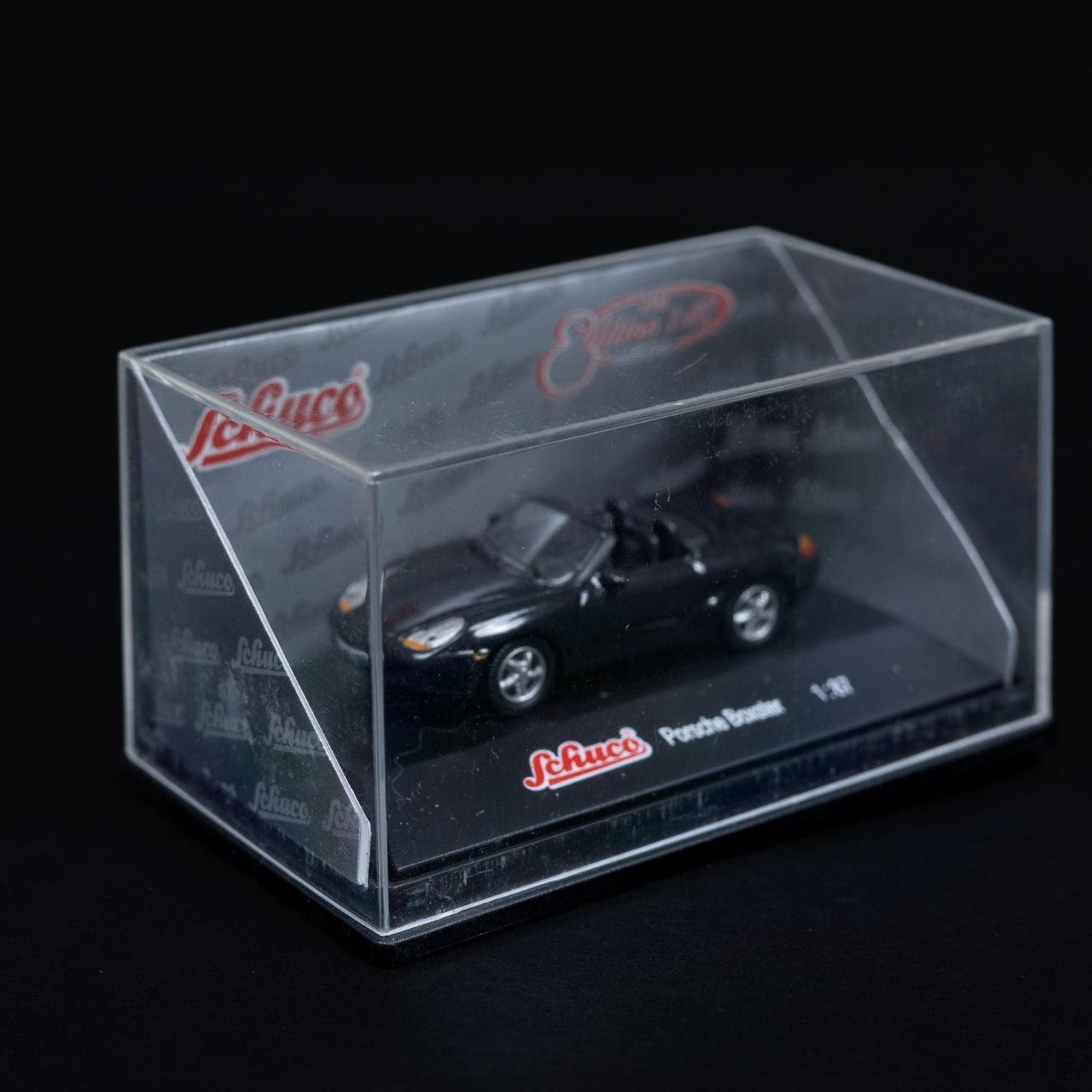 Schuco Porsche Boxster - Modellauto Maßstab 1:87 mit Mini-Showcase - Neuwertig