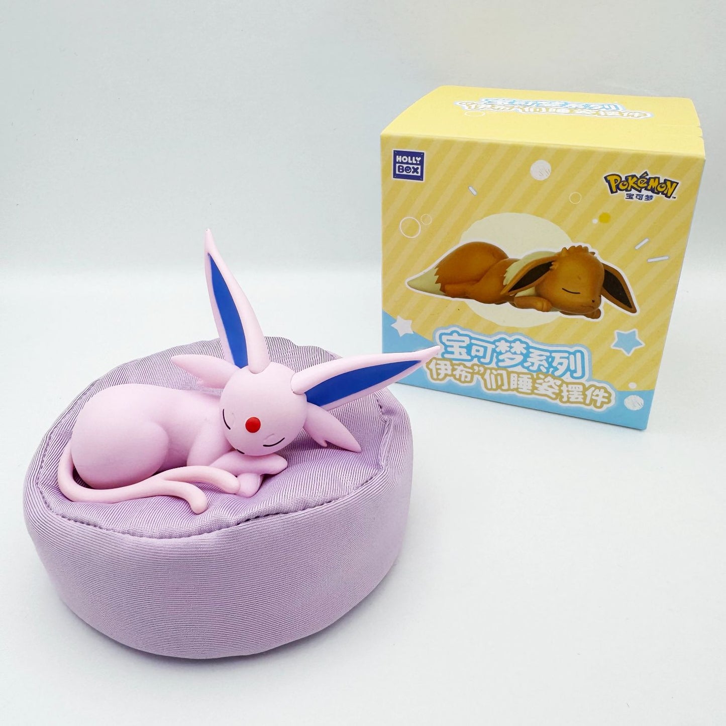 Sleeping Eevee - 1x Pokémon Blind Box - Eeveelutions Sammelfigur - Sealed