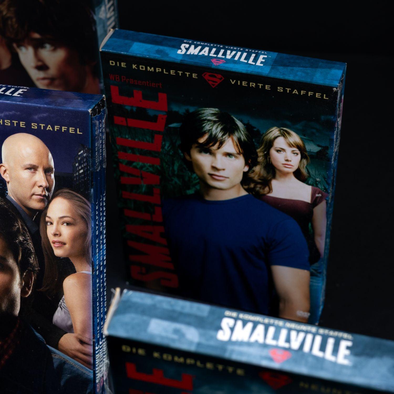 smallville-staffel-1-bis-10-komplette-serie-zustand-gut-dvd-pal-4 - Utopia Collectibles