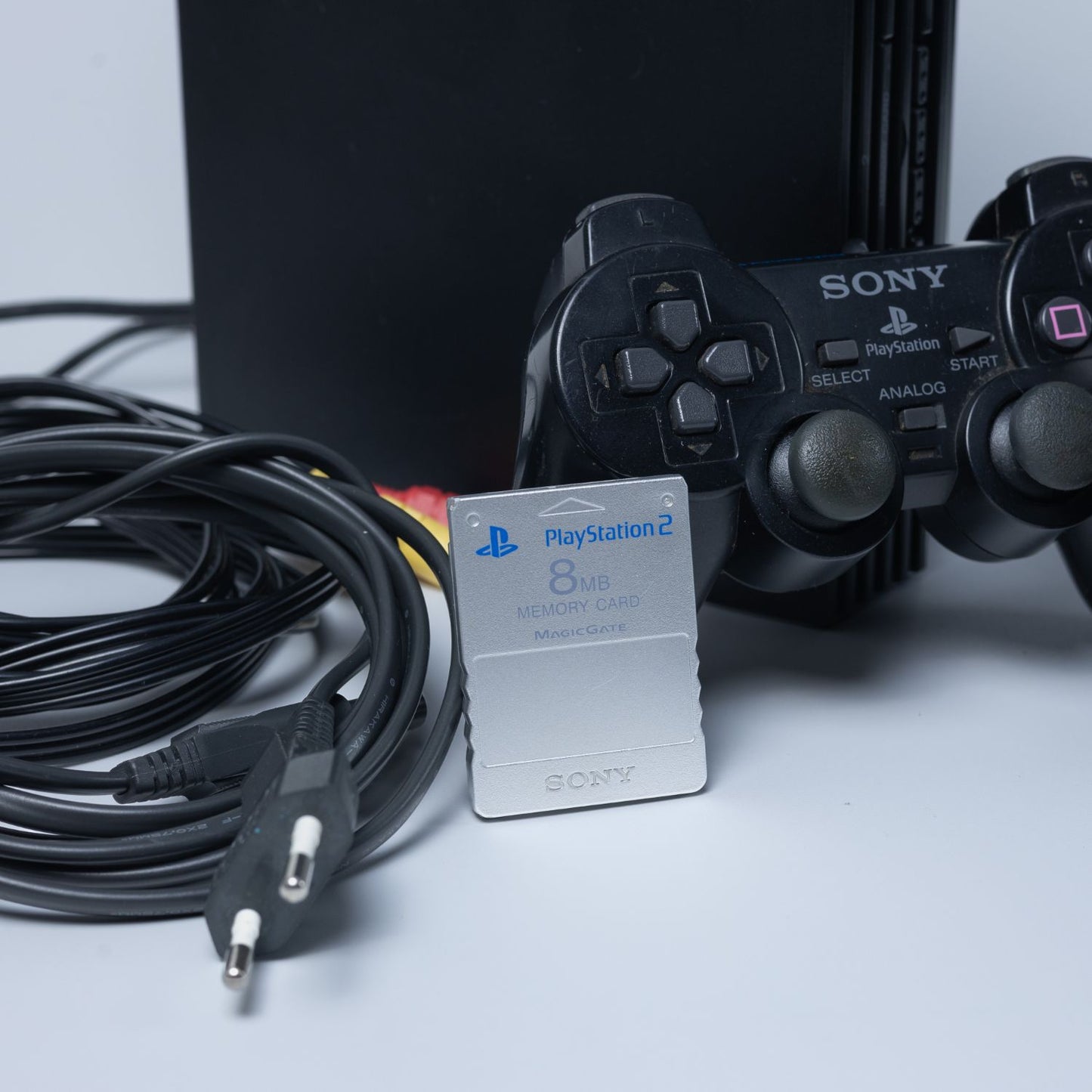 Sony Playstation 2 - PS2 PAL + 2 Original Controller & Memory Card - Top Zustand