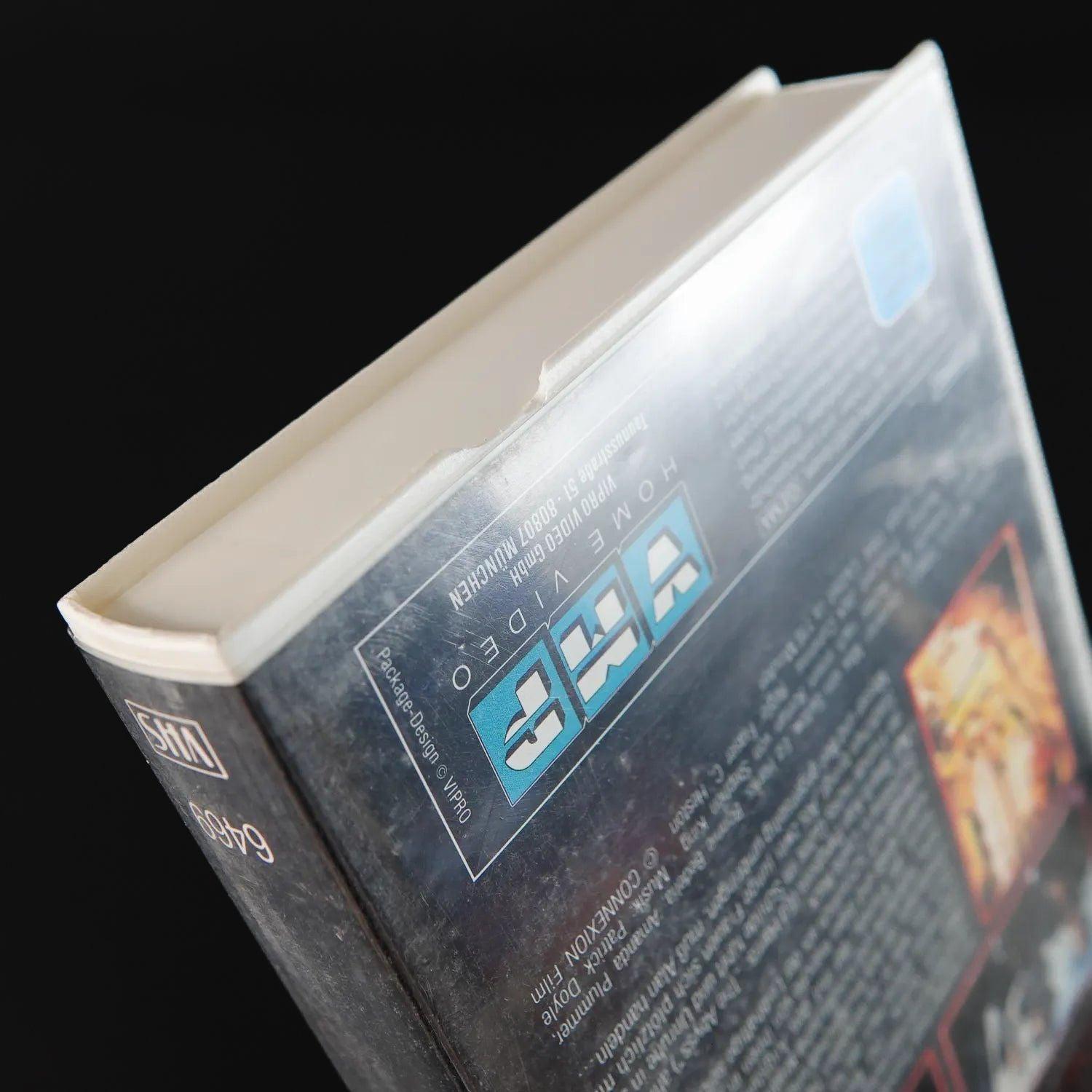 stephen-king-in-einer-kleinen-stadt-needful-things-vhs-max-von-sydow-vmp-4 - Utopia Collectibles
